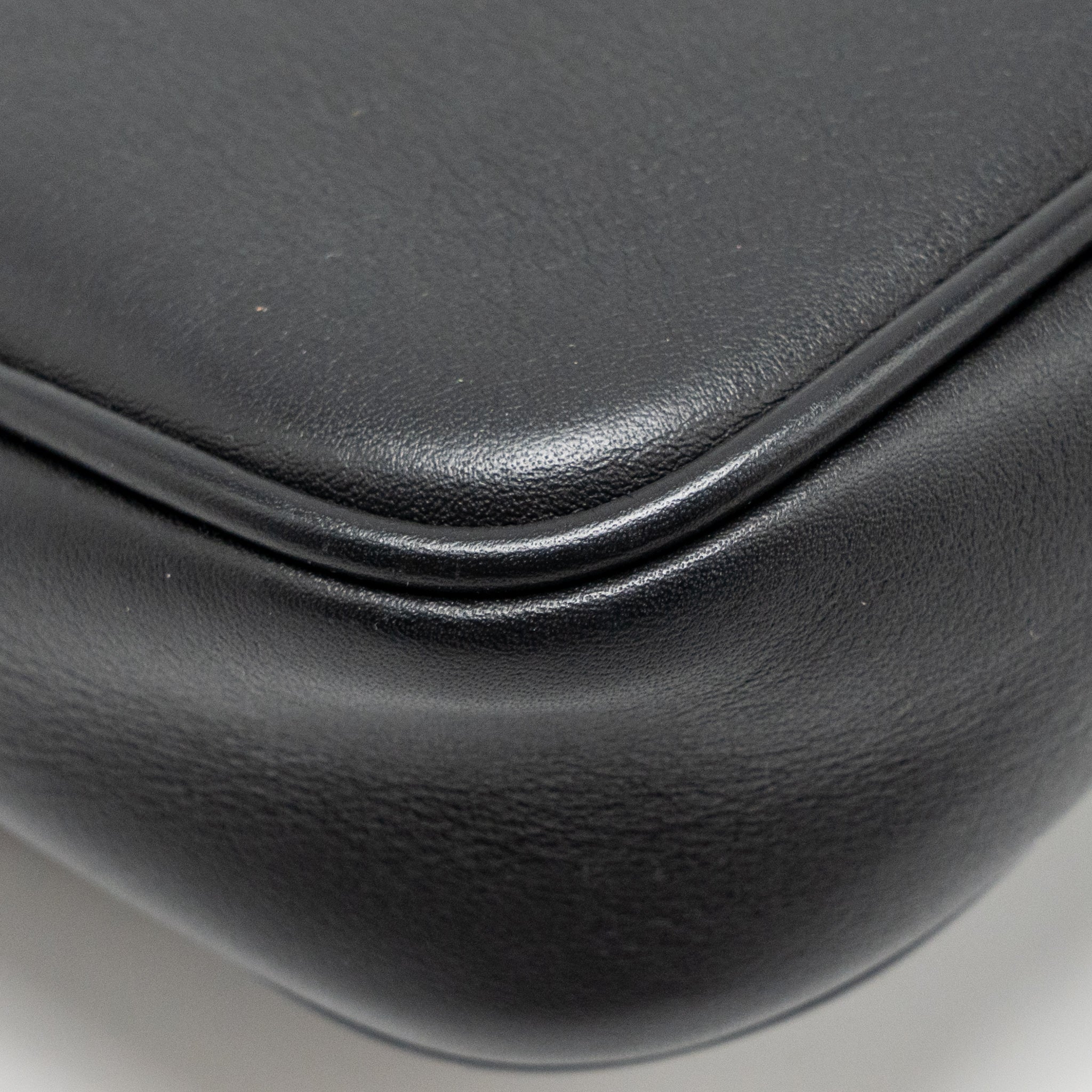 balenciaga-rodeo-sling-pochette-calfskin-black-ghw