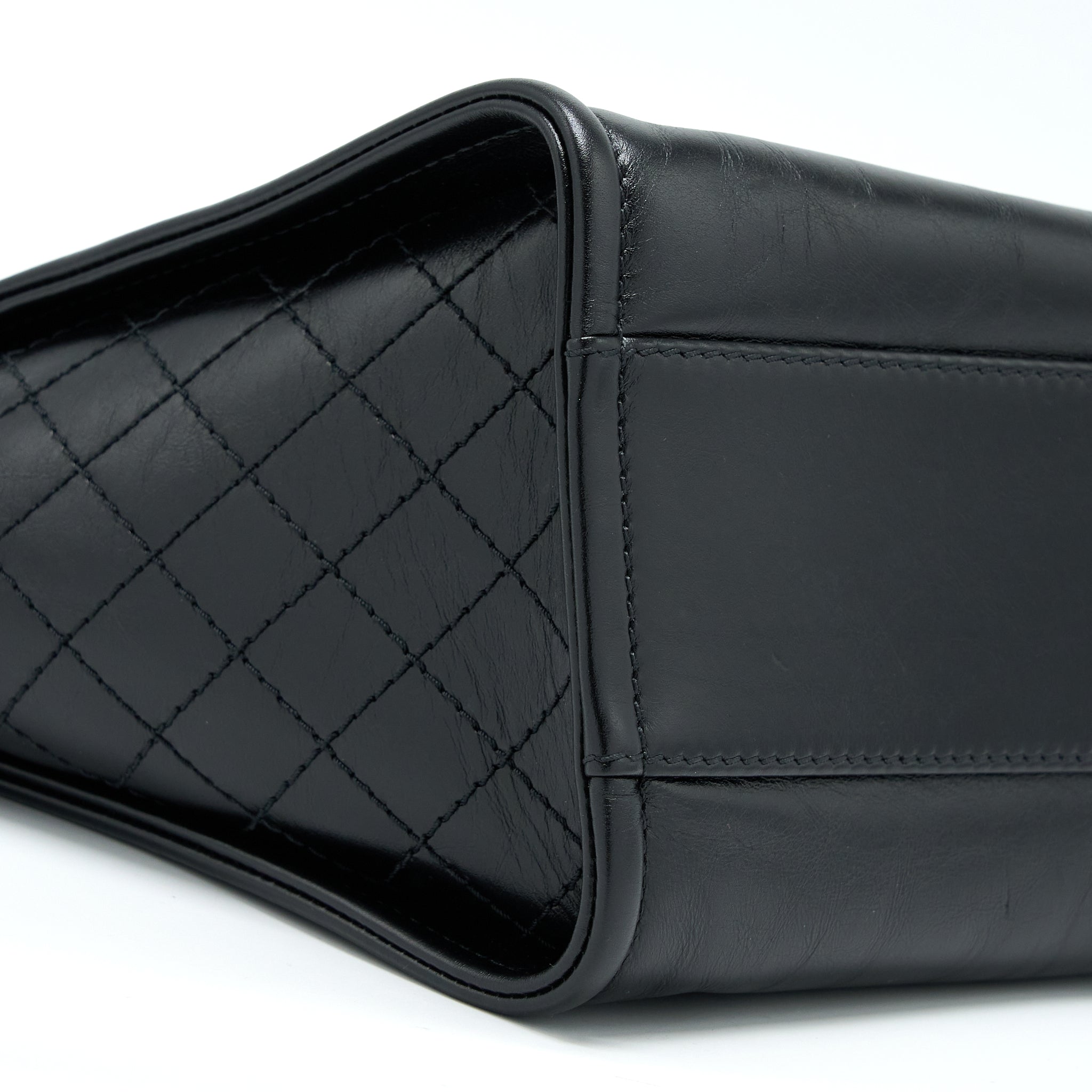 chanel-deauville-tote-bag-calfskin-black-with-detail-logo-ghw
