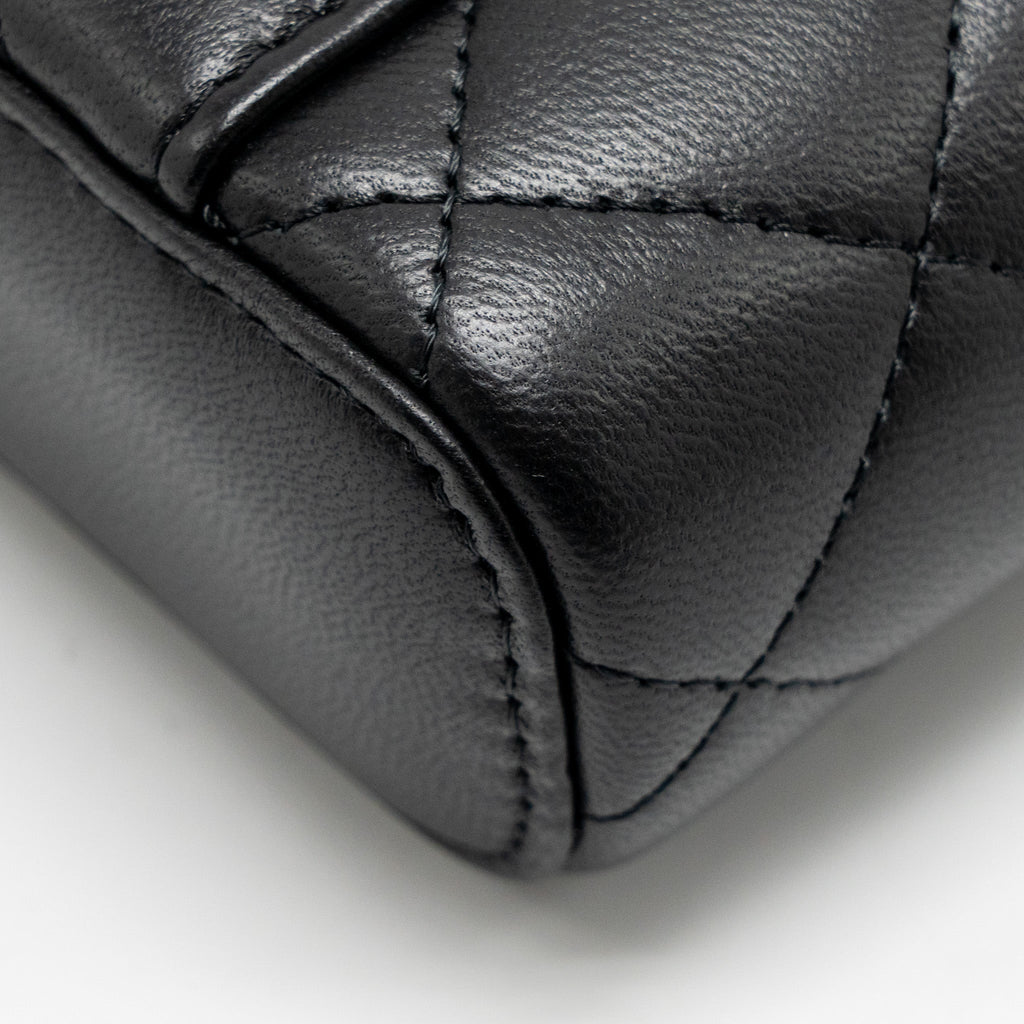 chanel-small-vanity-clutch-with-detail-chain-caviar-black-ghw-microchip-copy