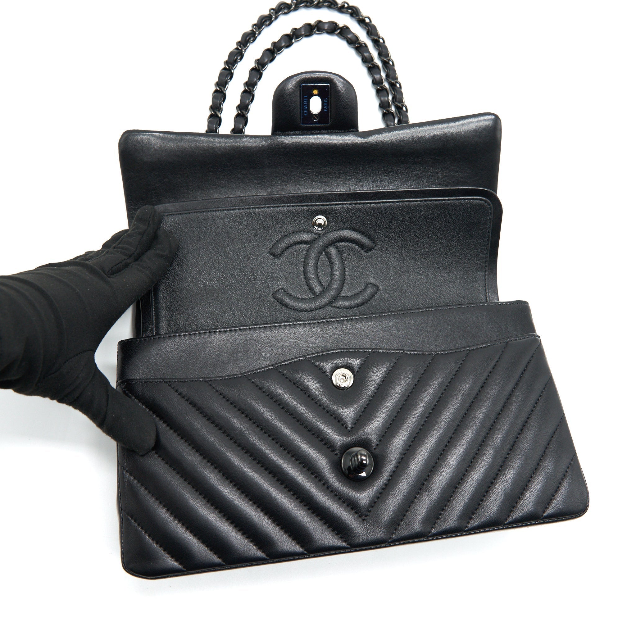 chanel-chevron-medium-clssic-double-flap-bag-so-black