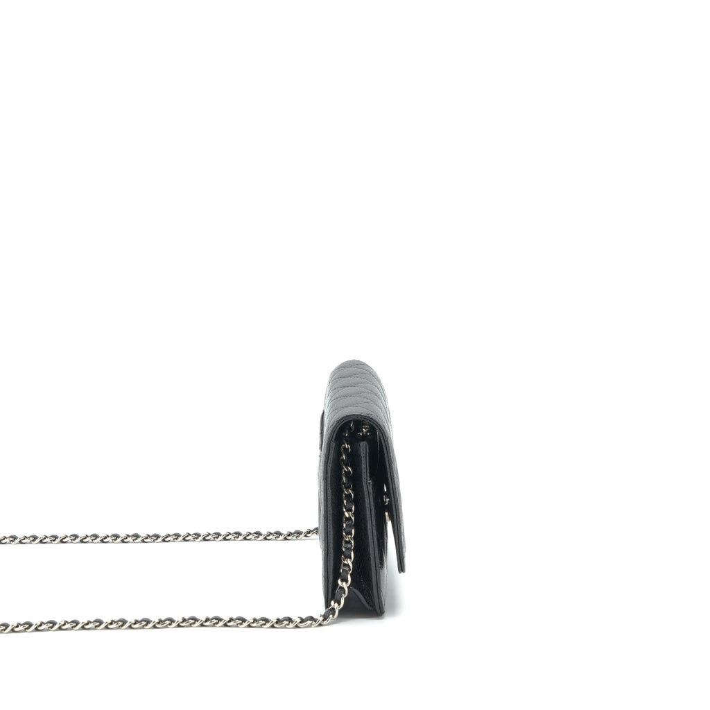 chanel-classic-wallet-on-chain-caviar-black-shw-1