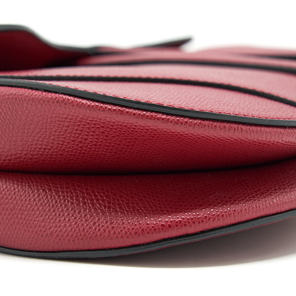 dior-medium-saddle-bag-grained-calfskin-red-ghw