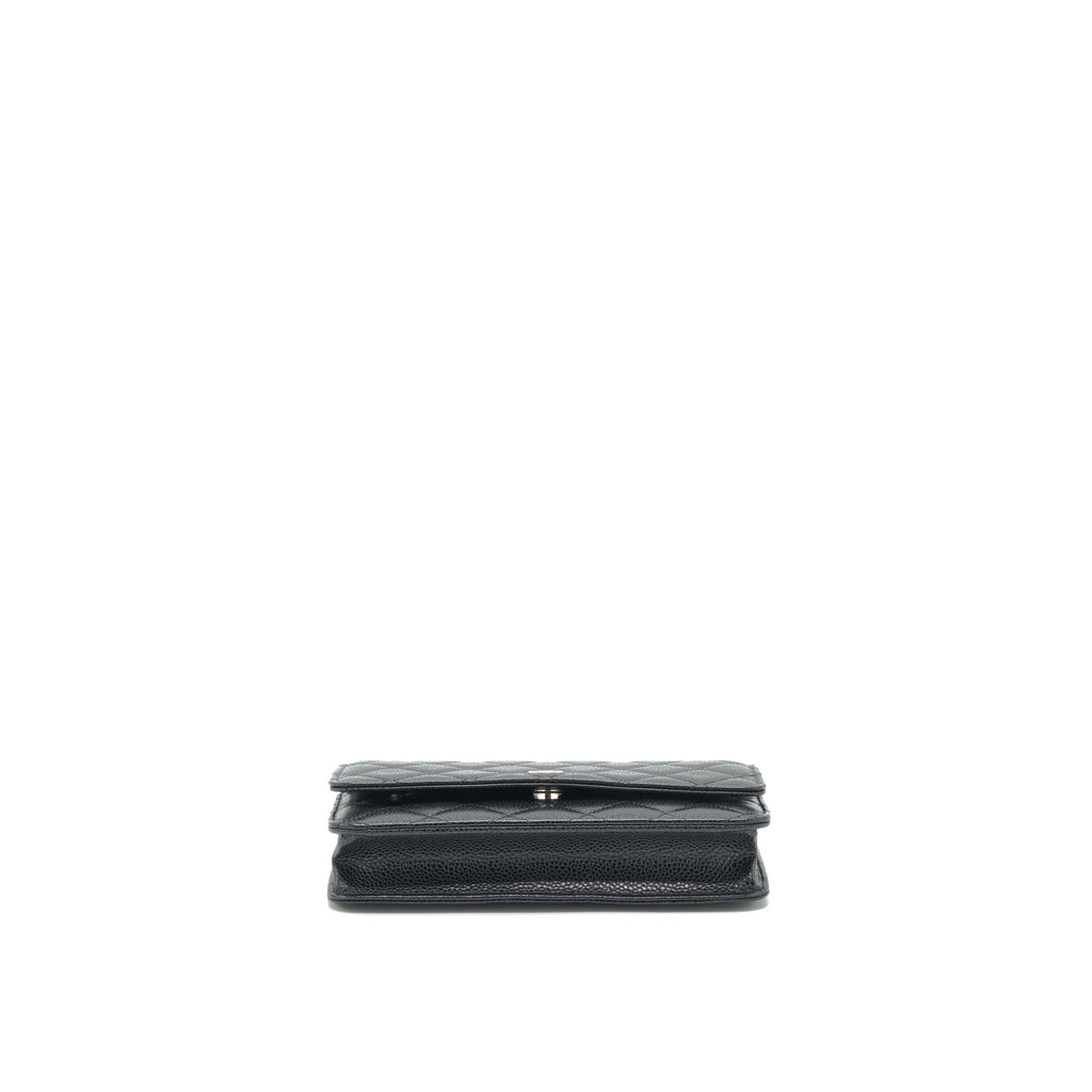 chanel-classic-wallet-on-chain-caviar-black-shw-1