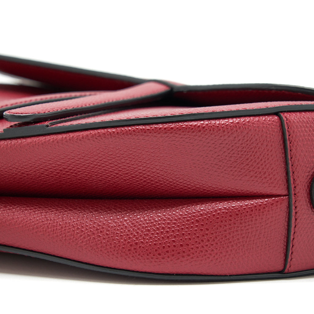 dior-medium-saddle-bag-grained-calfskin-red-ghw
