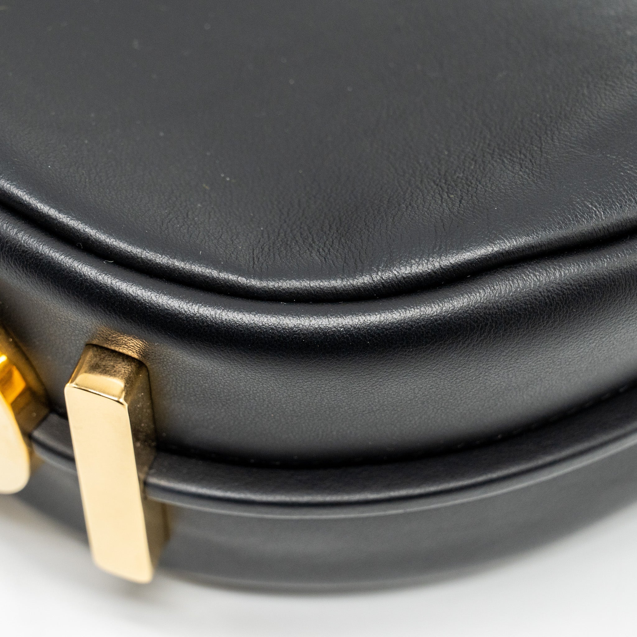 fendi-small-fendigraphy-bag-calfskin-black-ghw
