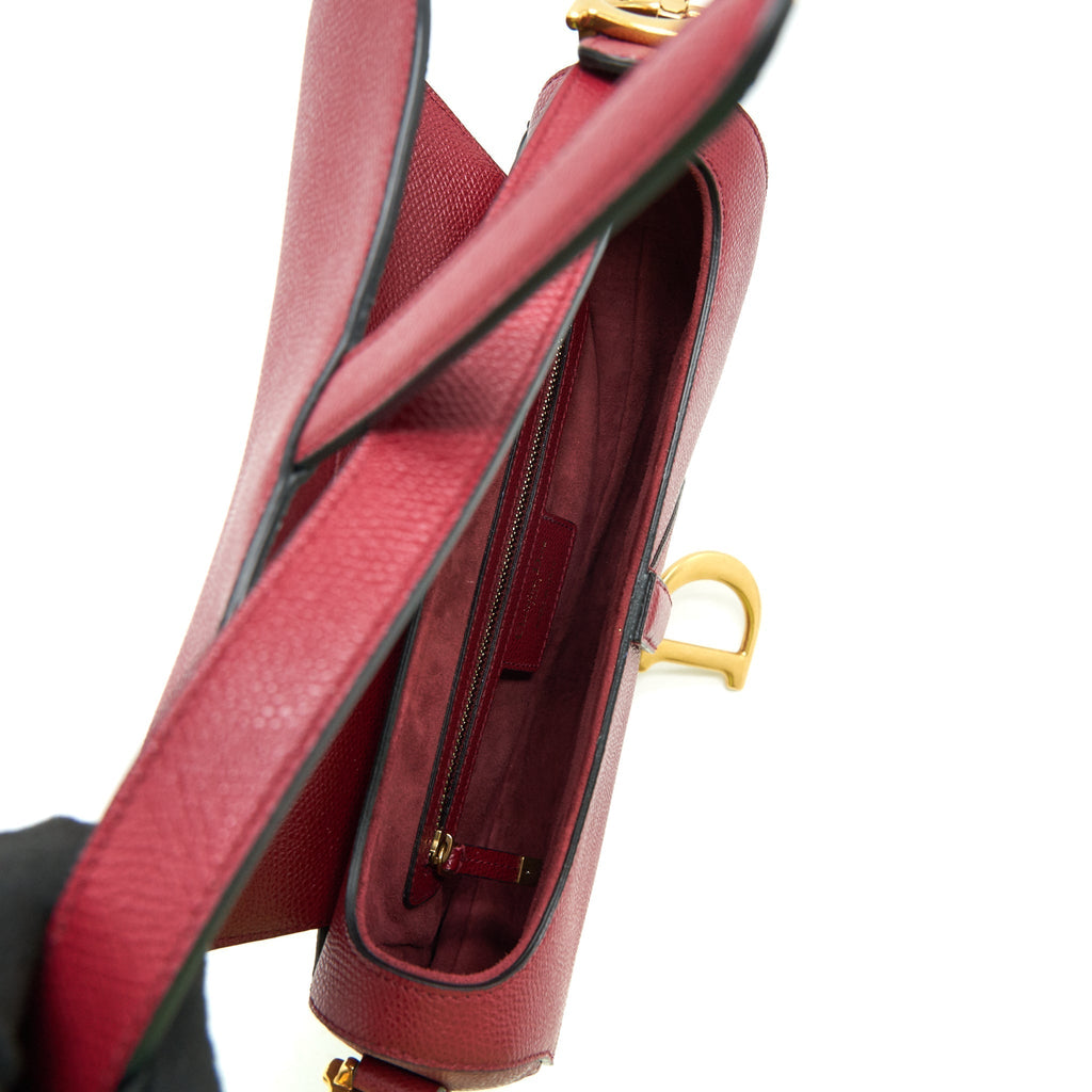 dior-medium-saddle-bag-grained-calfskin-red-ghw