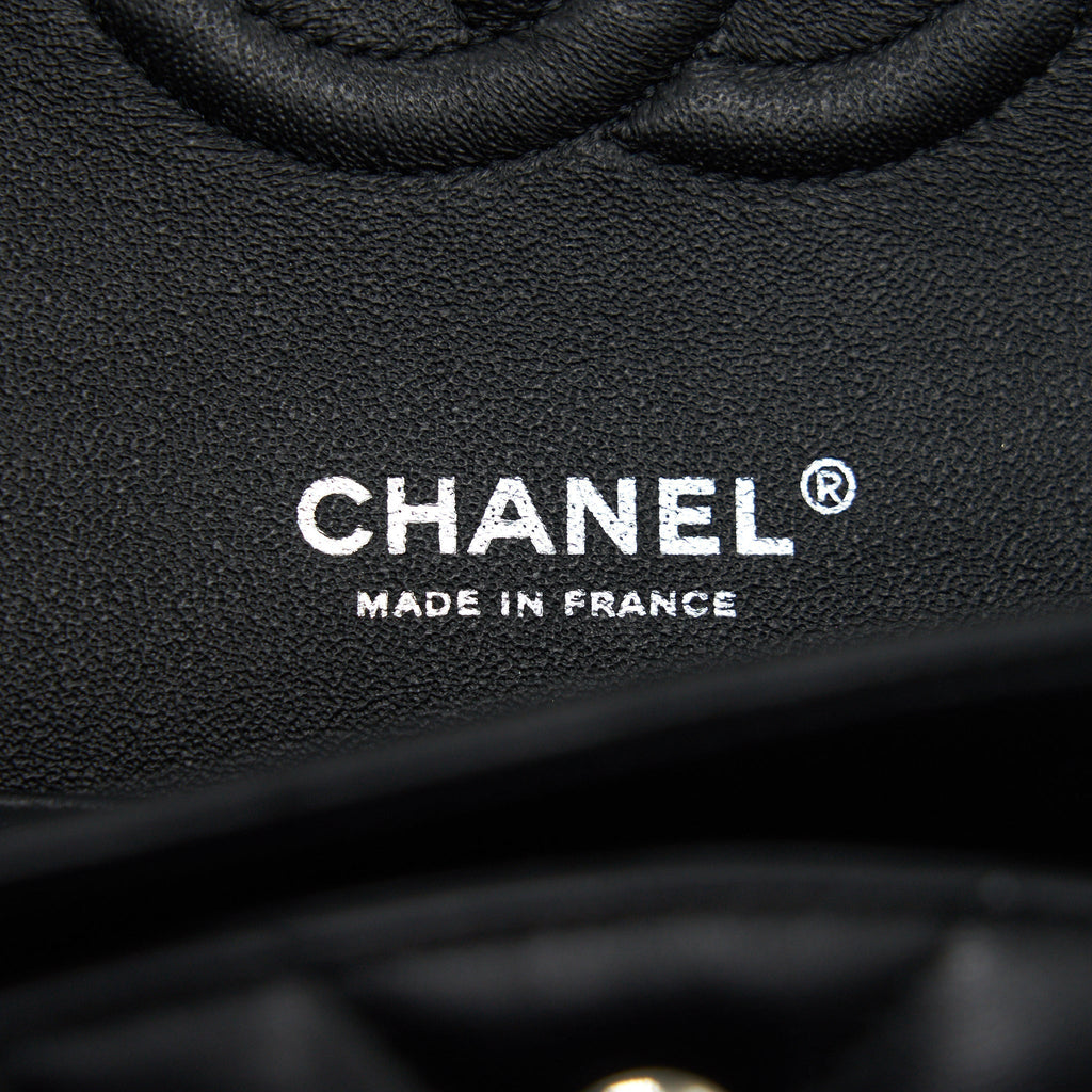 chanel-chevron-medium-clssic-double-flap-bag-so-black