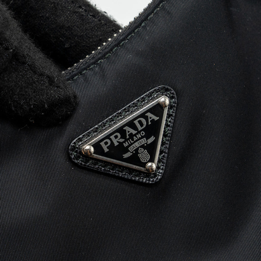 prada-reedition-2005-re-nylon-black-shw