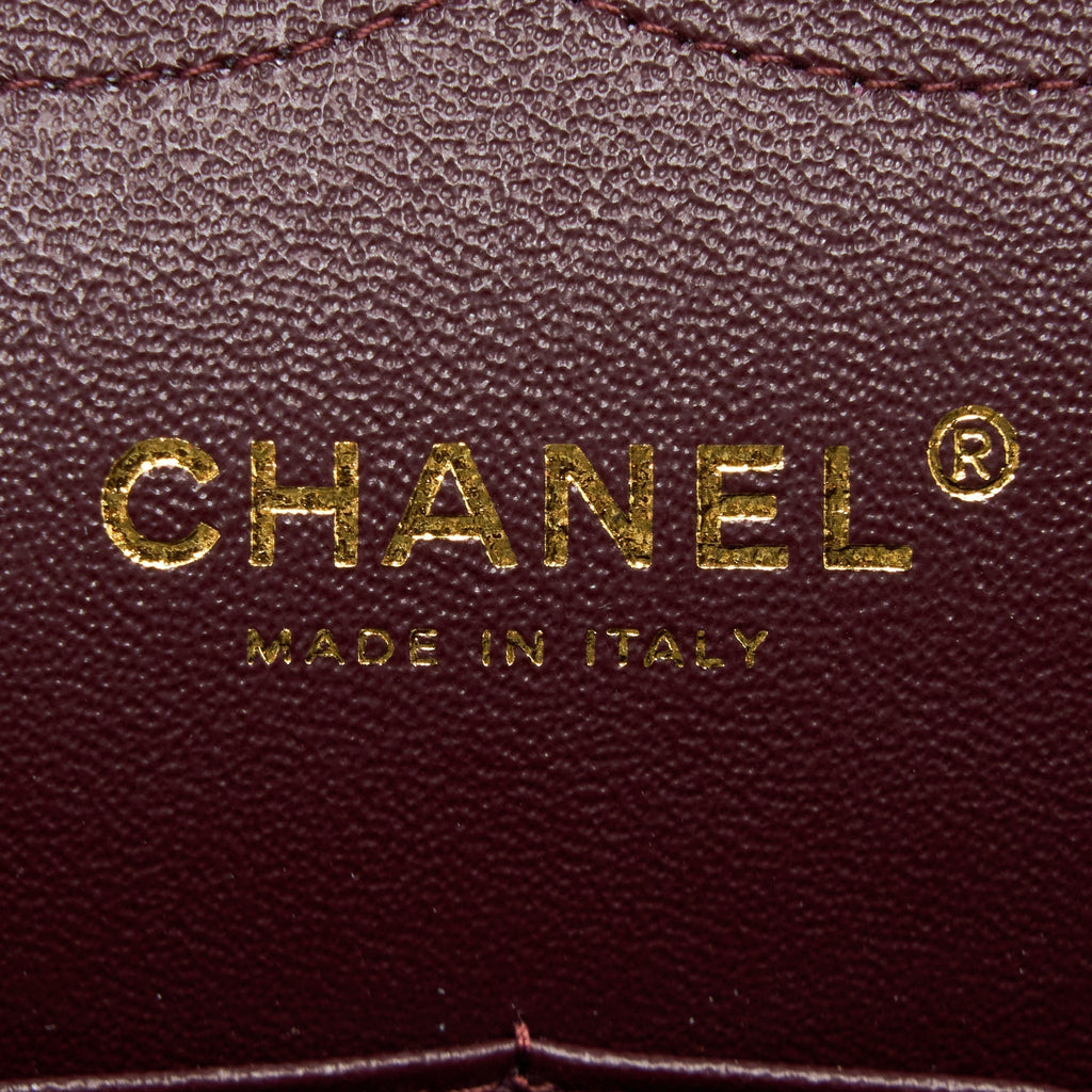 chanel-classic-jumbo-double-flap-caviar-black-ghw-microchip