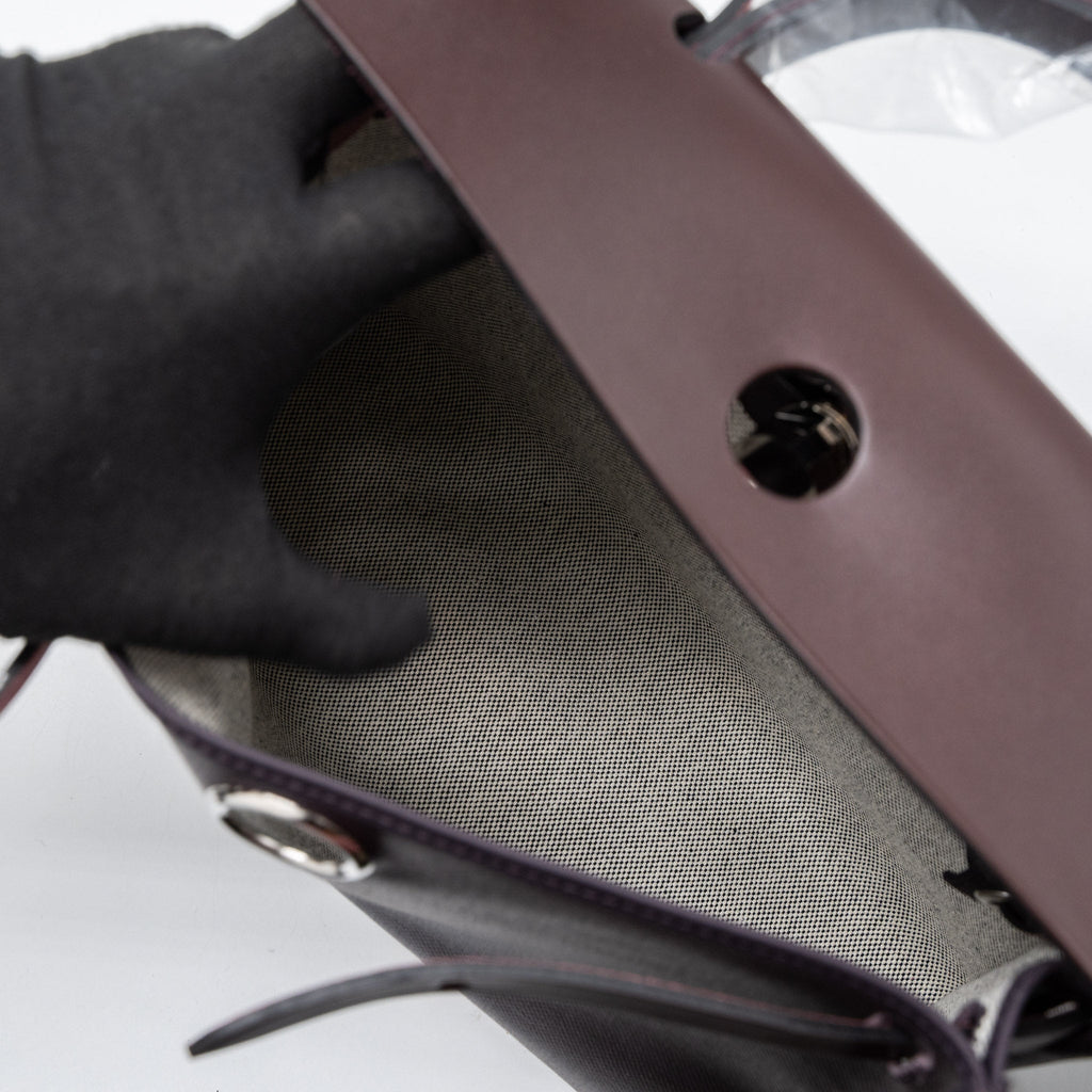 hermes-herbag-31-zip-bag-toile-h-berline-canvas-vache-hunter-cassis-black-rouge-sellier-shw-stamp-z