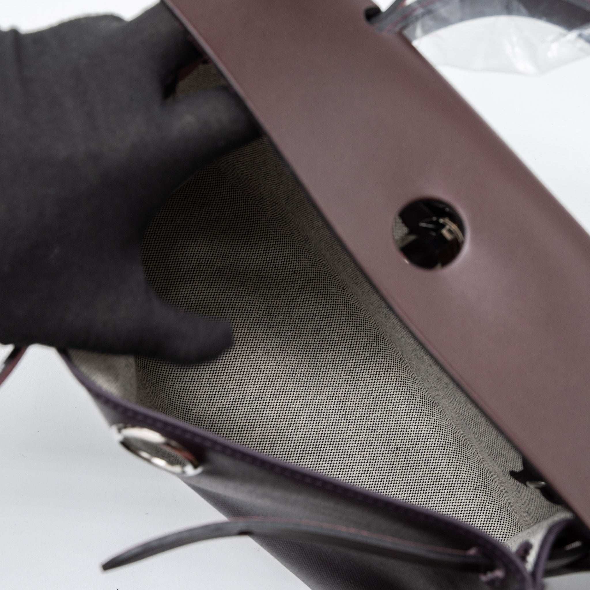 hermes-herbag-31-zip-bag-toile-h-berline-canvas-vache-hunter-cassis-black-rouge-sellier-shw-stamp-z