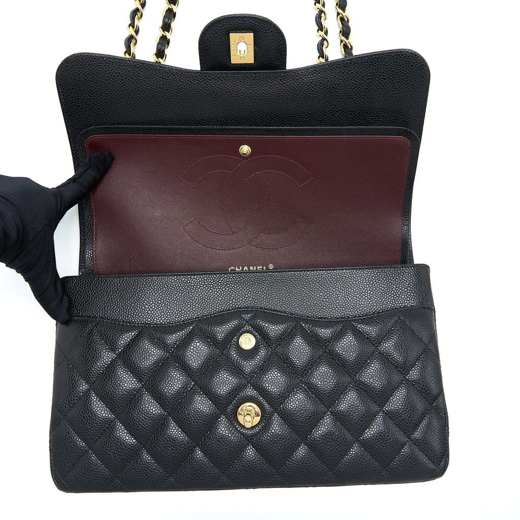 chanel-classic-jumbo-double-flap-caviar-black-ghw-microchip