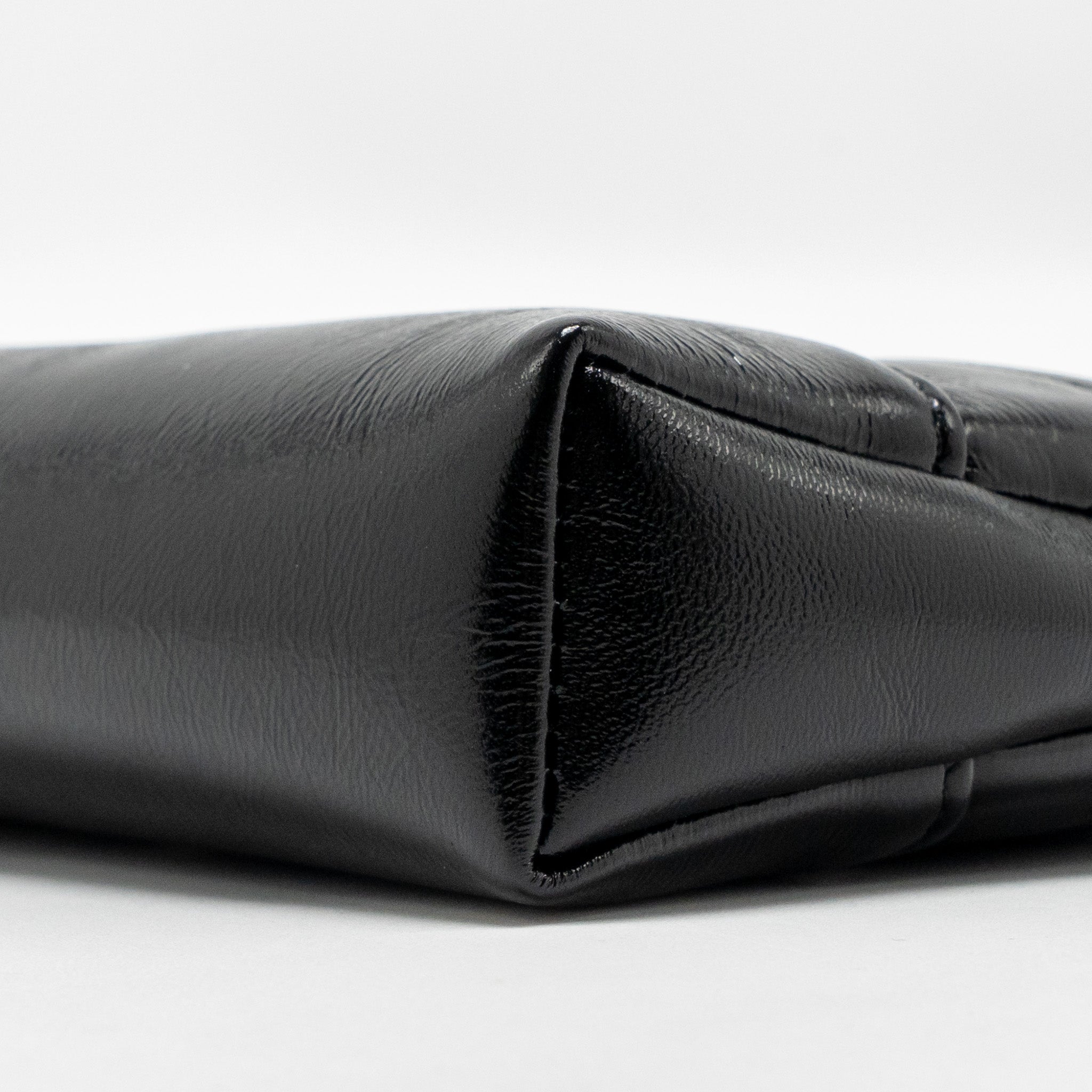 chanel-mini-31-clutch-with-chain-shiny-lambskin-black-lghw-microchip-copy