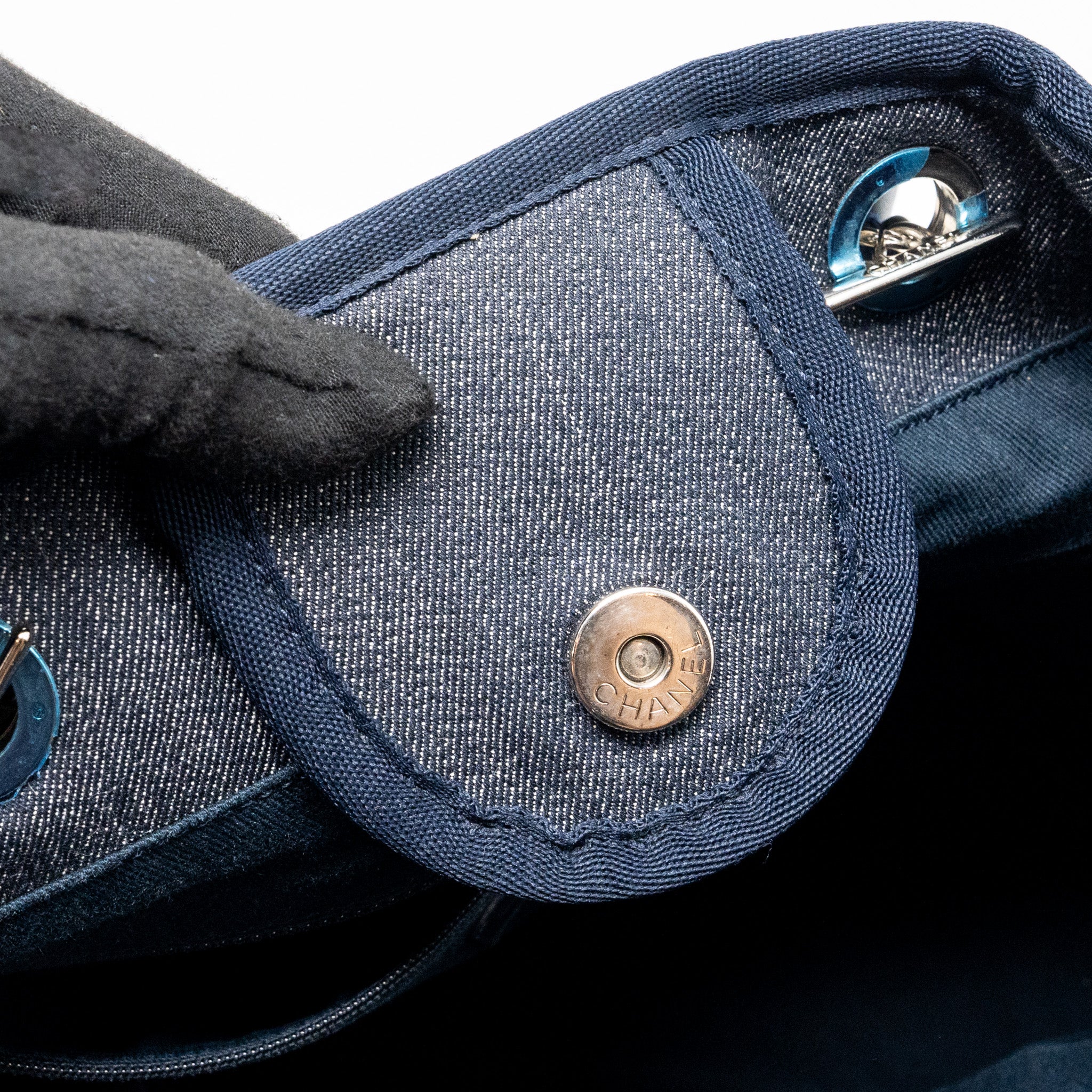 chanel-deauville-tote-bag-denim-calfskin-dark-blue-shw