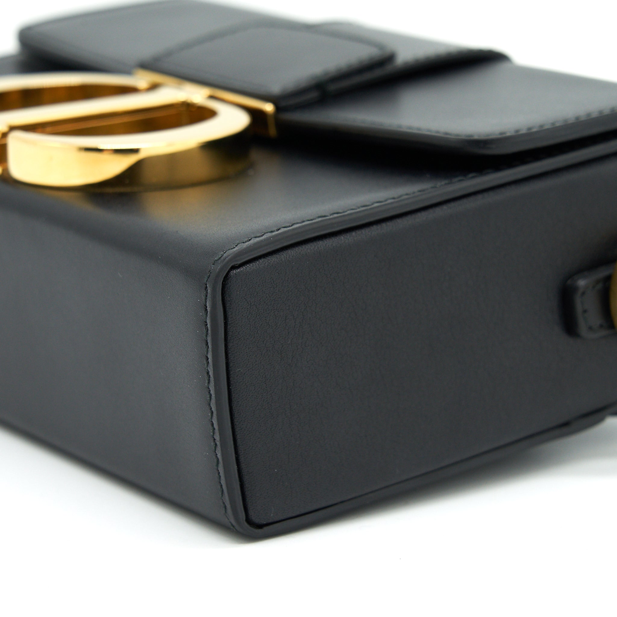 christian-dior-30-montaigne-small-box-bag-leather-black