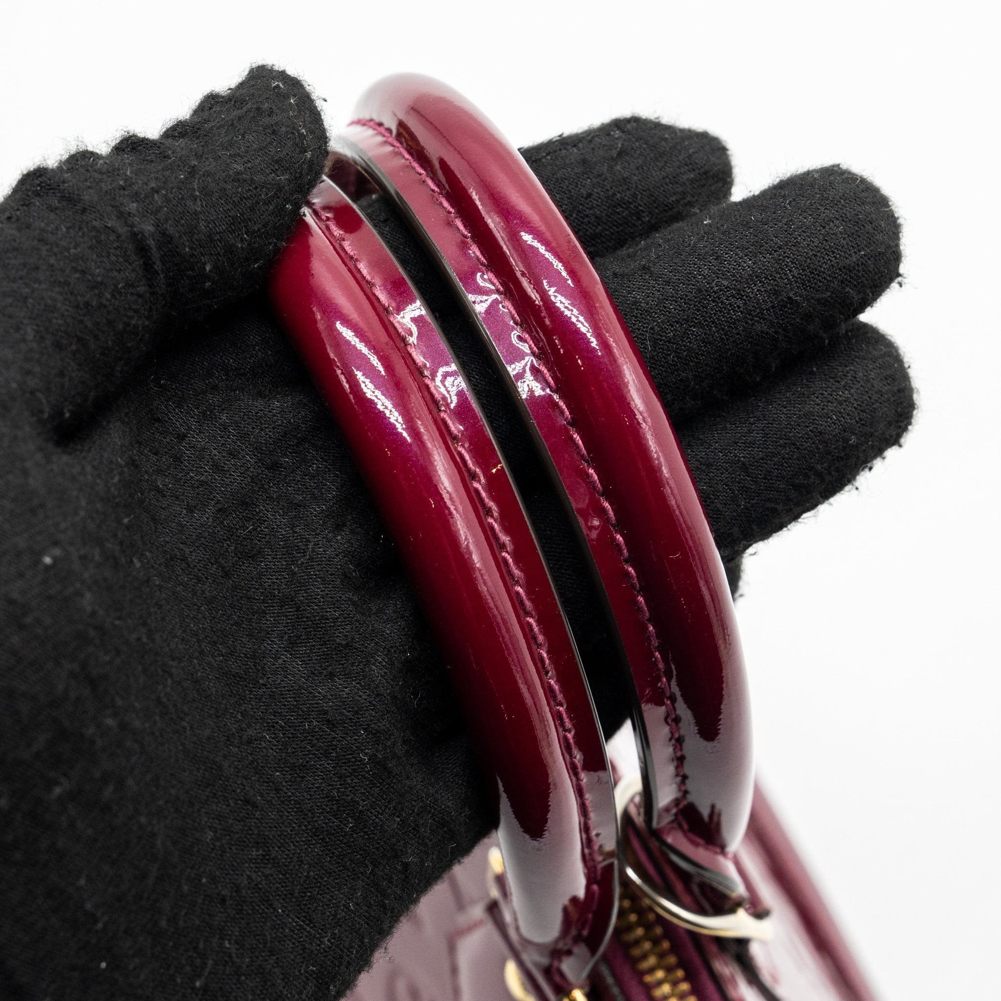 louis-vuitton-alma-bb-patent-leather-rose-indian-ghw
