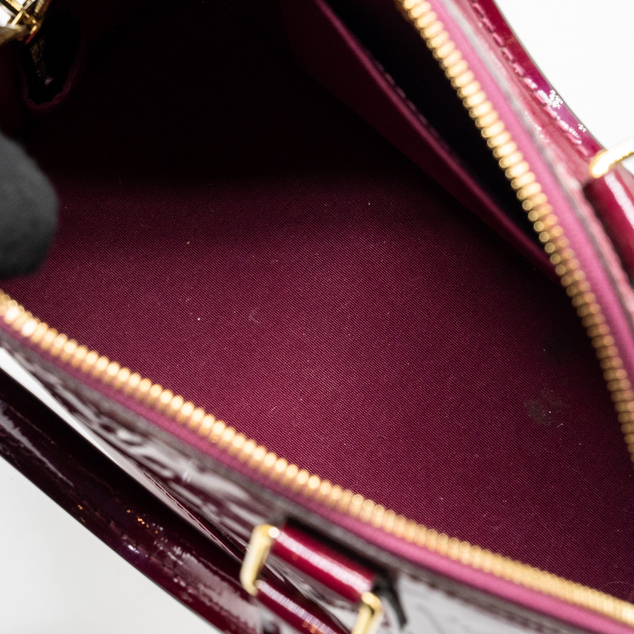 louis-vuitton-alma-bb-patent-leather-rose-indian-ghw