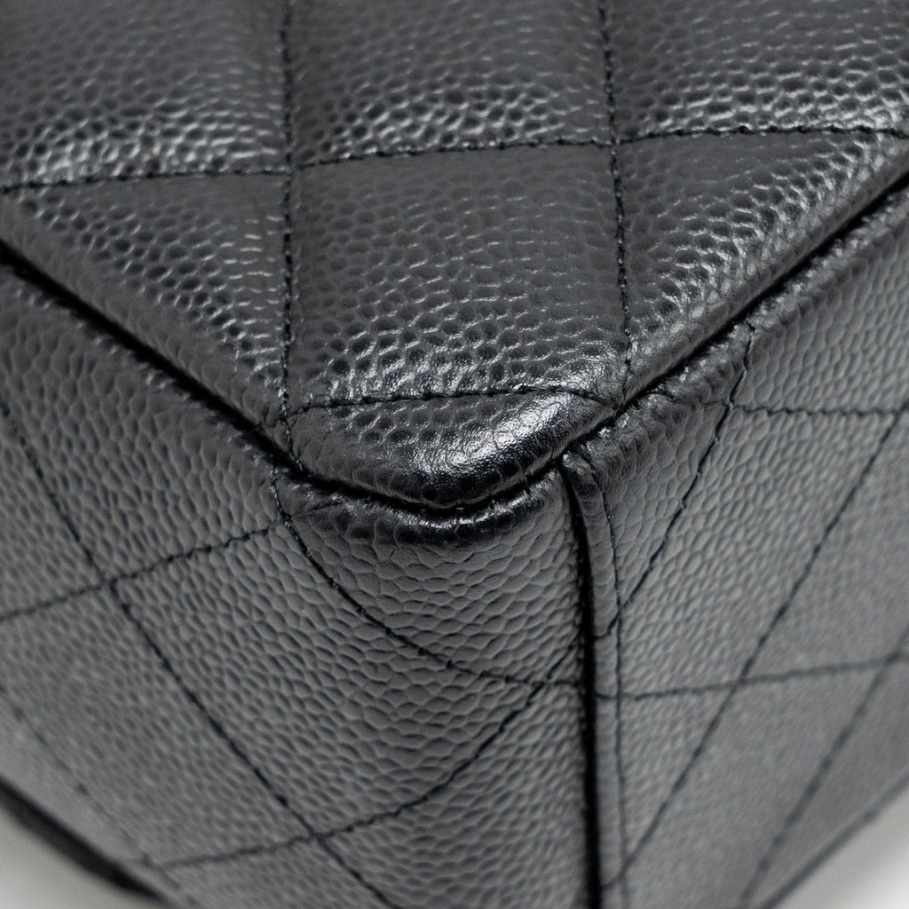 chanel-maxi-classic-double-flap-bag-caviar-black-ghw-1