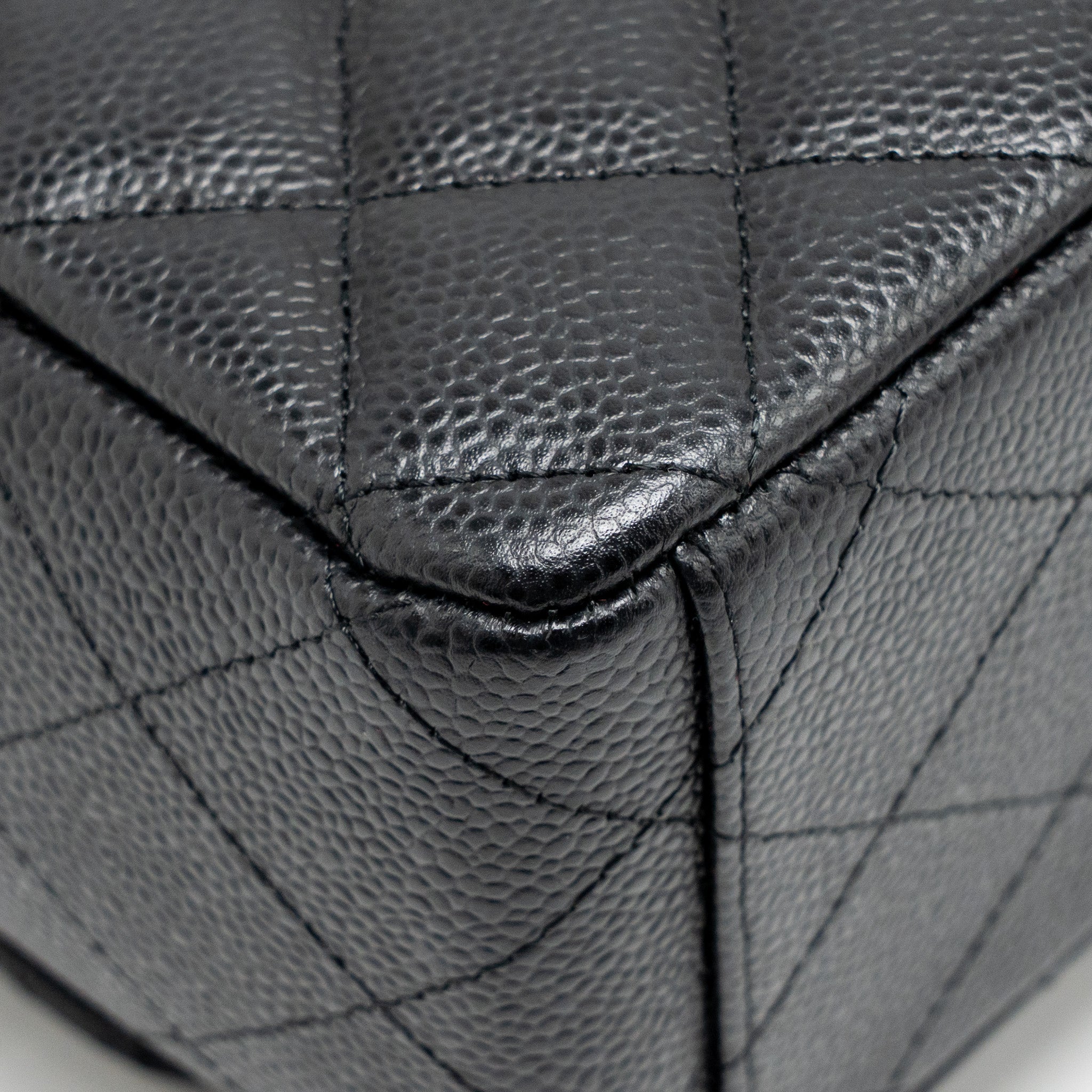 chanel-maxi-classic-double-flap-bag-caviar-black-ghw-1