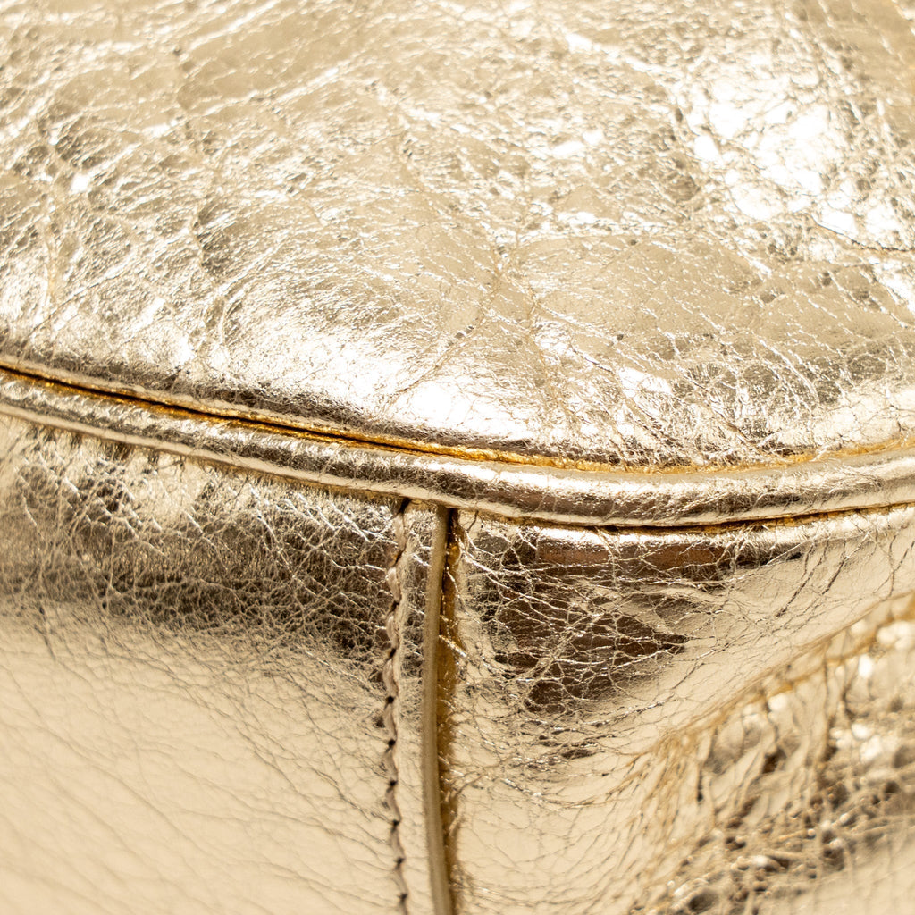 balenciaga-le-cagole-xs-shoulder-bag-arena-cracked-lambskin-gold-ghw