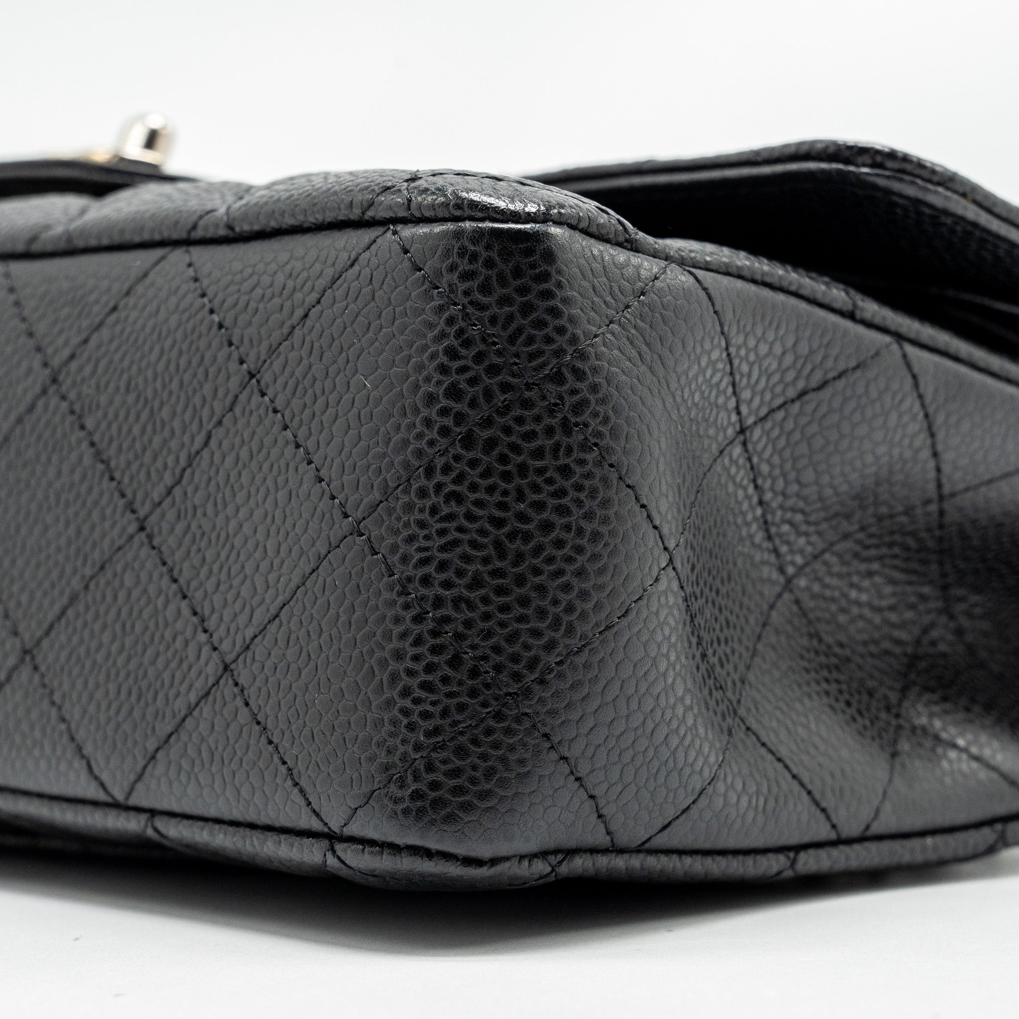 chanel-medium-classic-double-flap-bag-caviar-black-shw-8