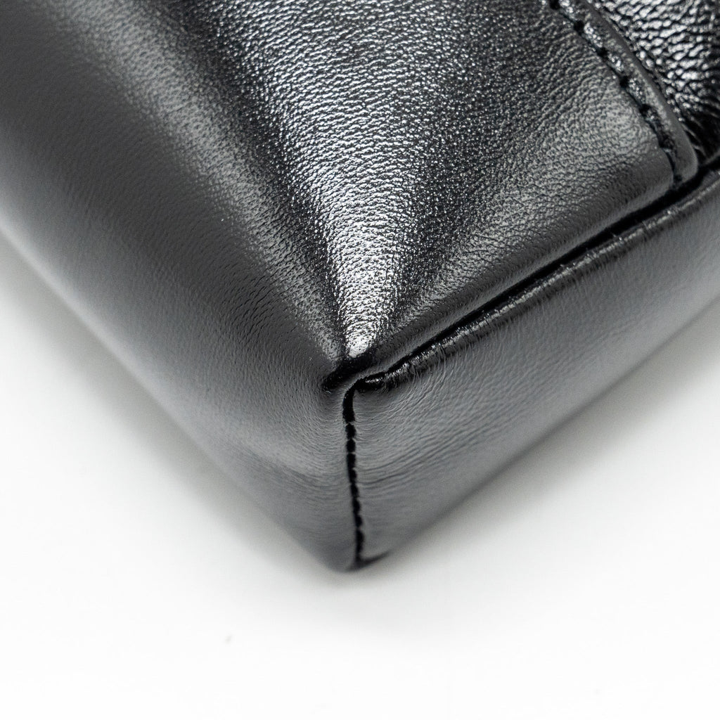 chanel-mini-31-clutch-with-chain-shiny-calfskin-black-lghwmicrochip