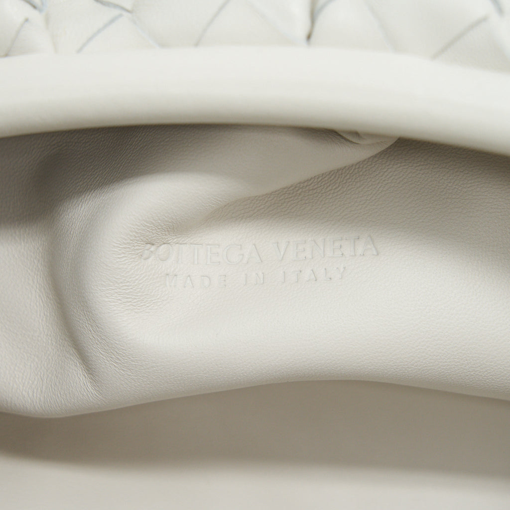 bottega-veneta-intrecciato-pouch-in-white