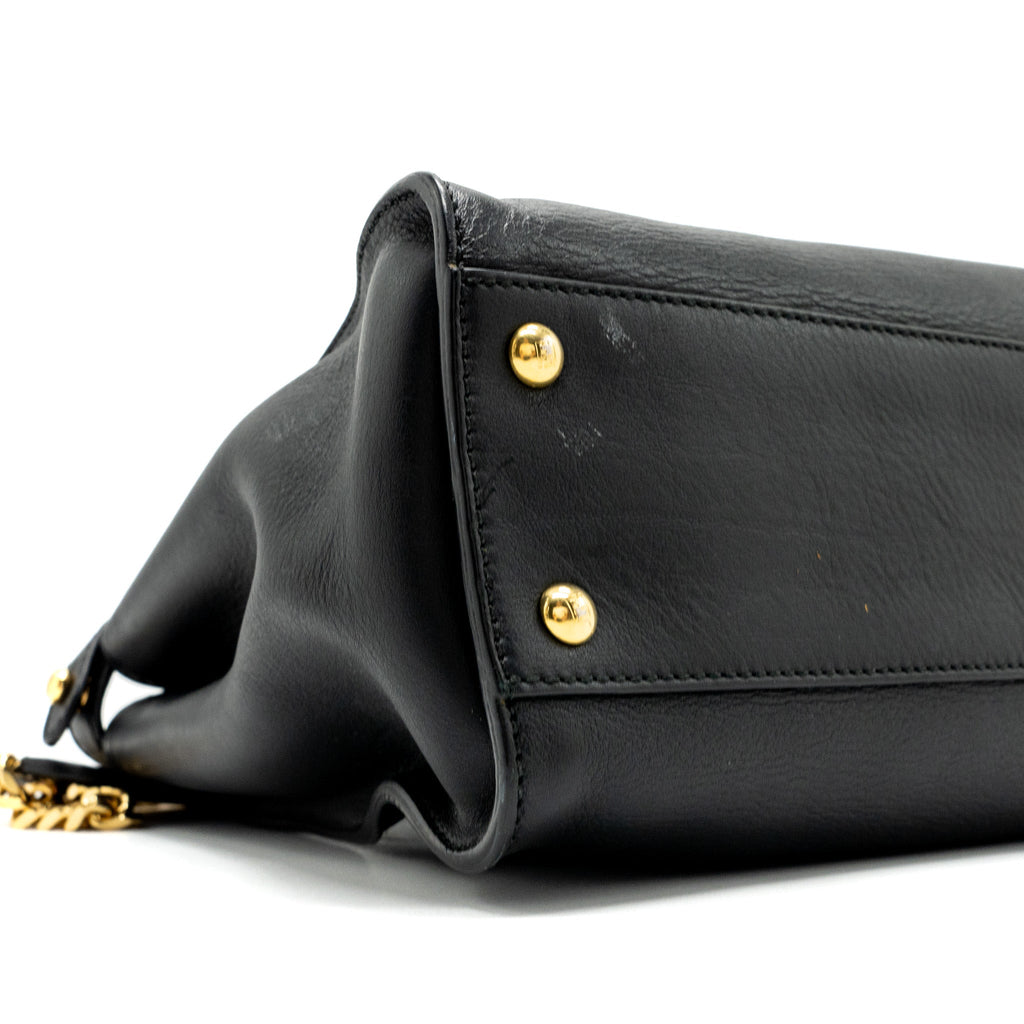 fendi-medium-peekaboo-bag-leather-black-ghw