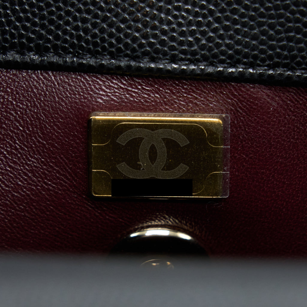 chanel-coco-handle-caviar-black-lghwmicrochip