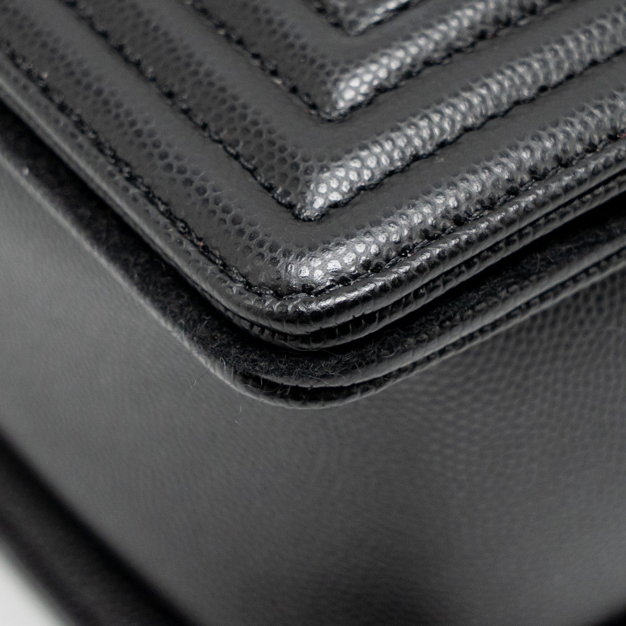 chanel-new-medium-boy-bag-caviar-black-ghw-microchip