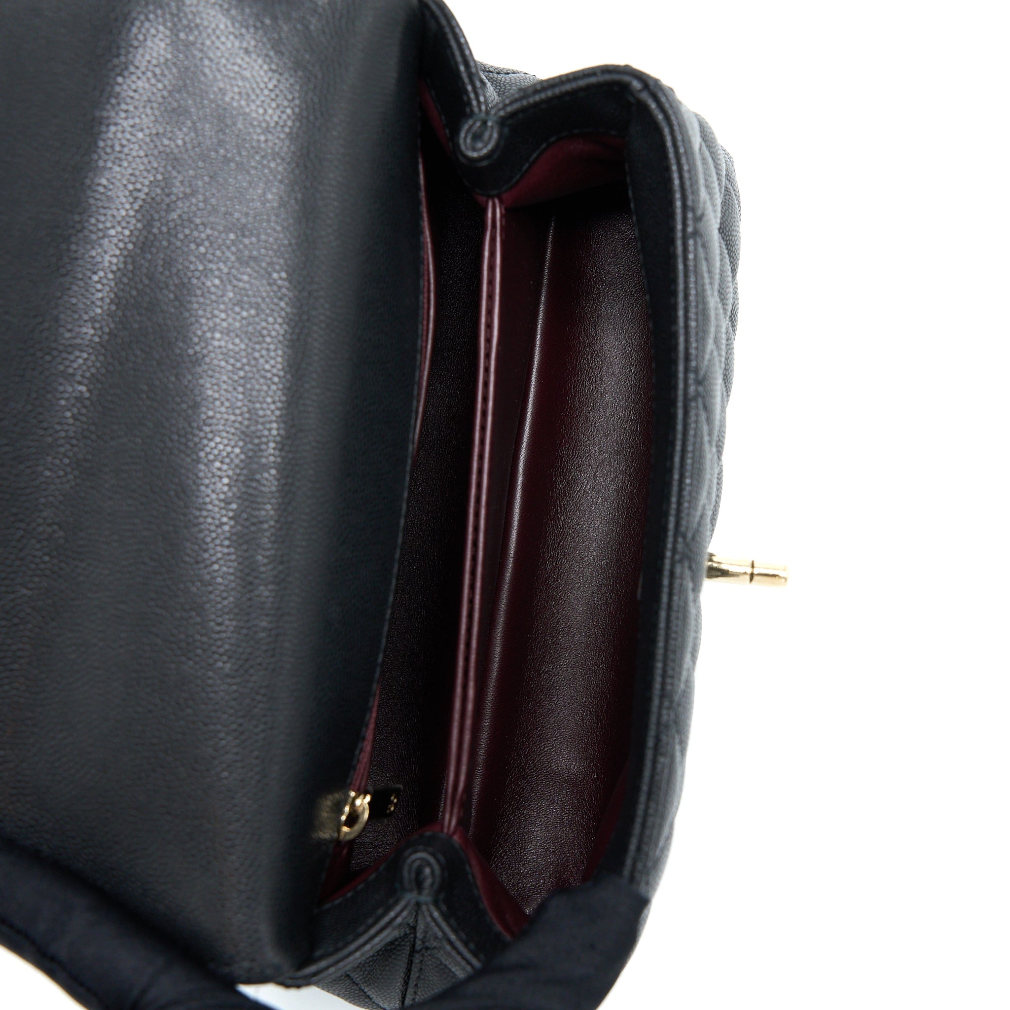 chanel-coco-handle-caviar-black-lghwmicrochip
