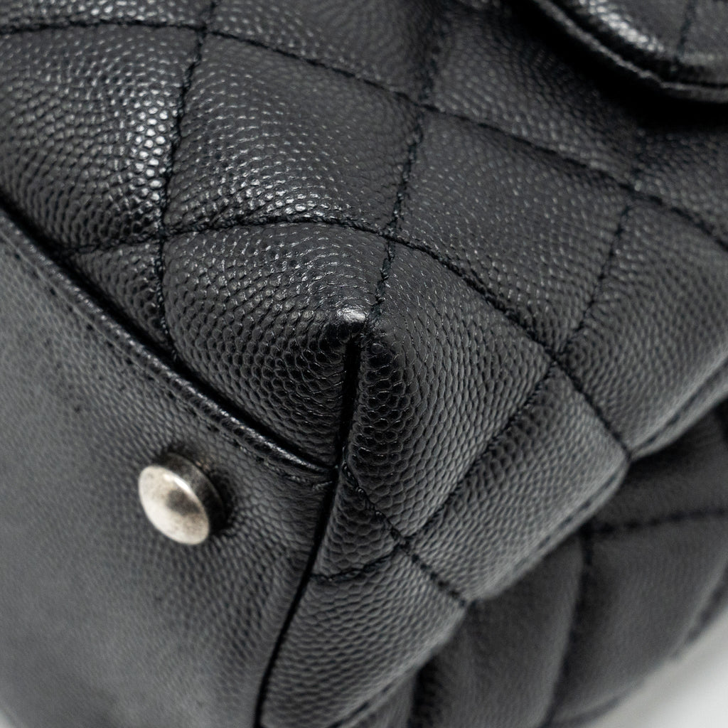 chanel-medium-coco-handle-caviar-lizard-handle-black-burgundy-ruthenium-hardware