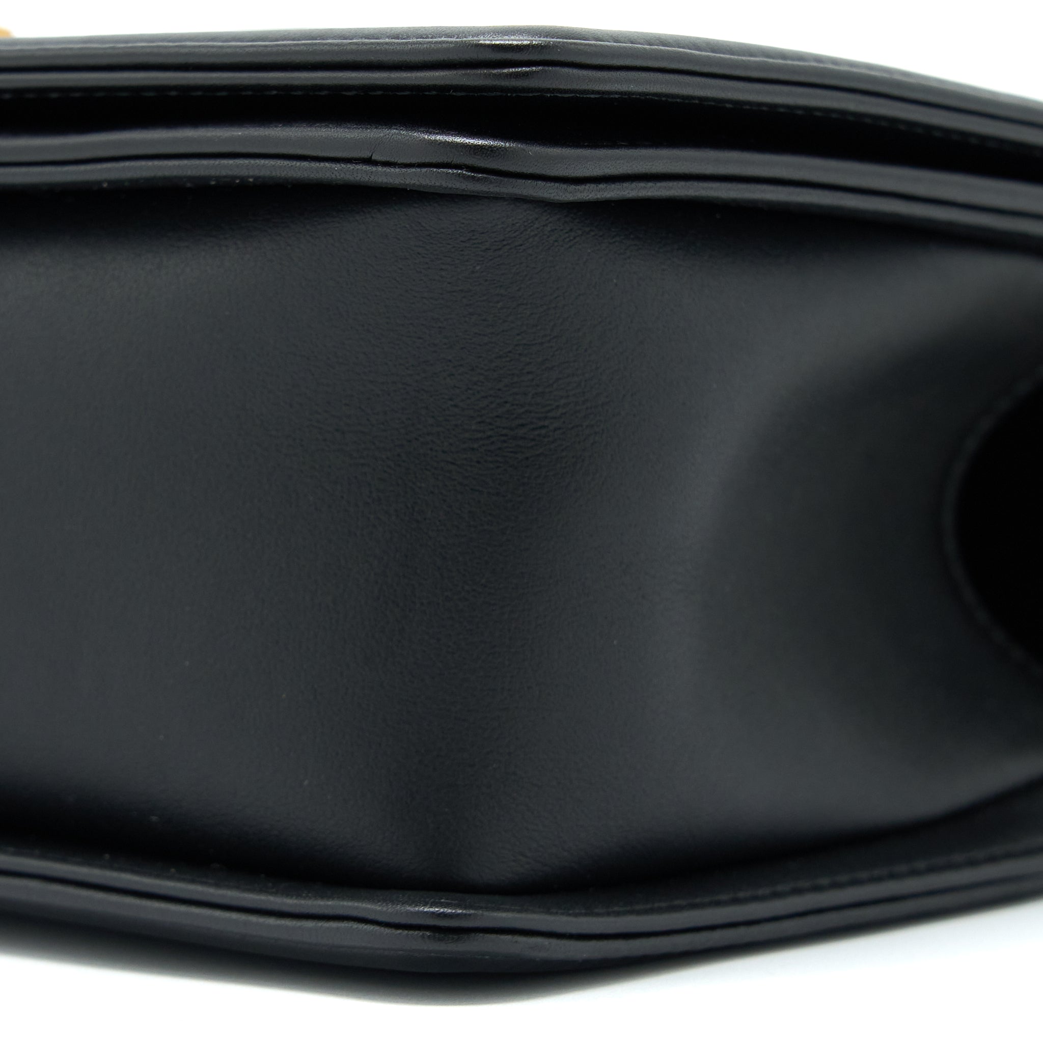 chanel-medium-boy-bag-calfskin-black-ghw-1