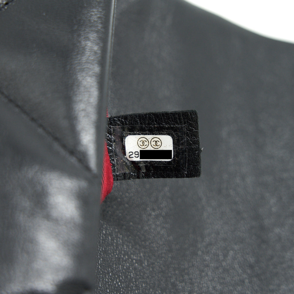 chanel-19-small-in-black-goatskin-leather-1
