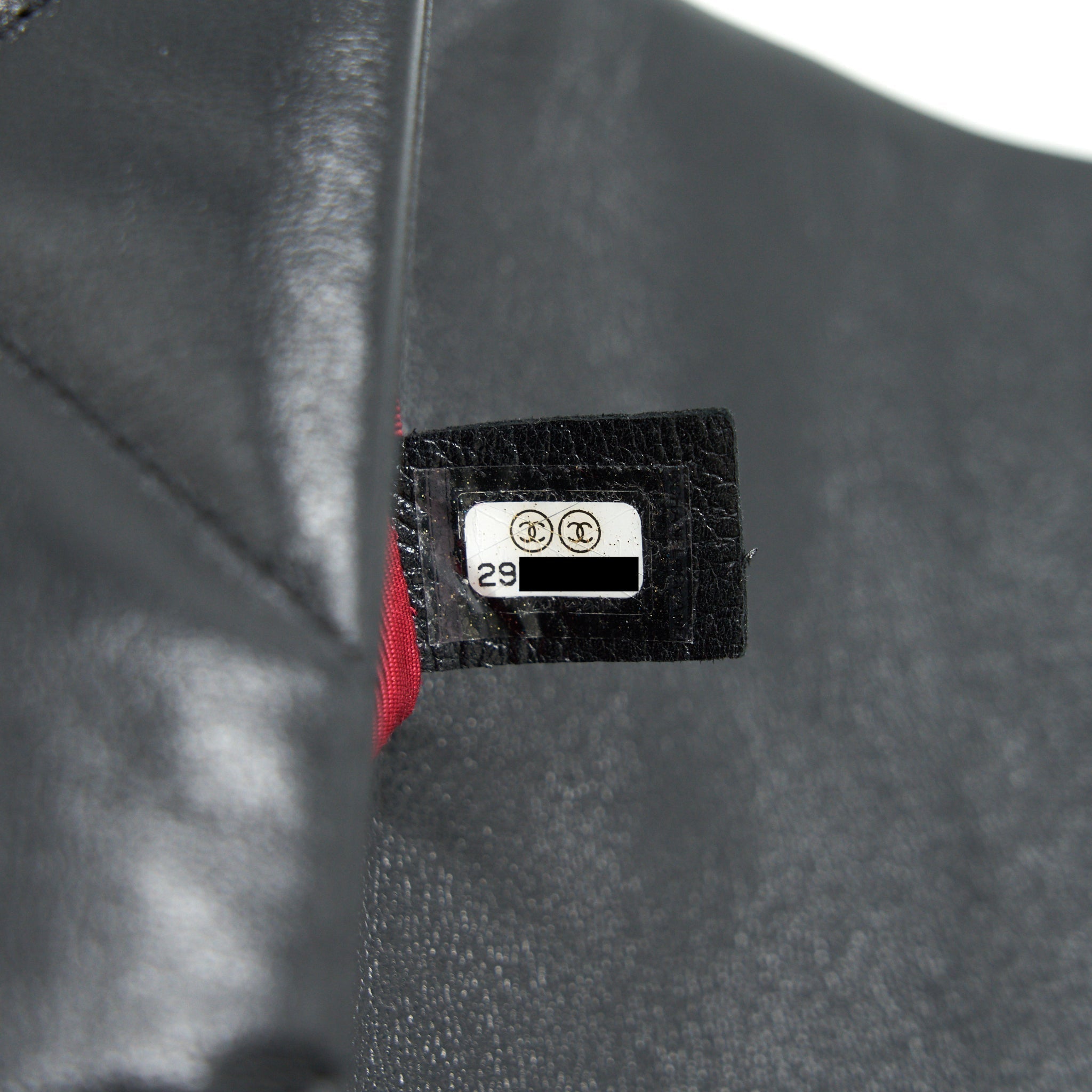 chanel-19-small-in-black-goatskin-leather-1
