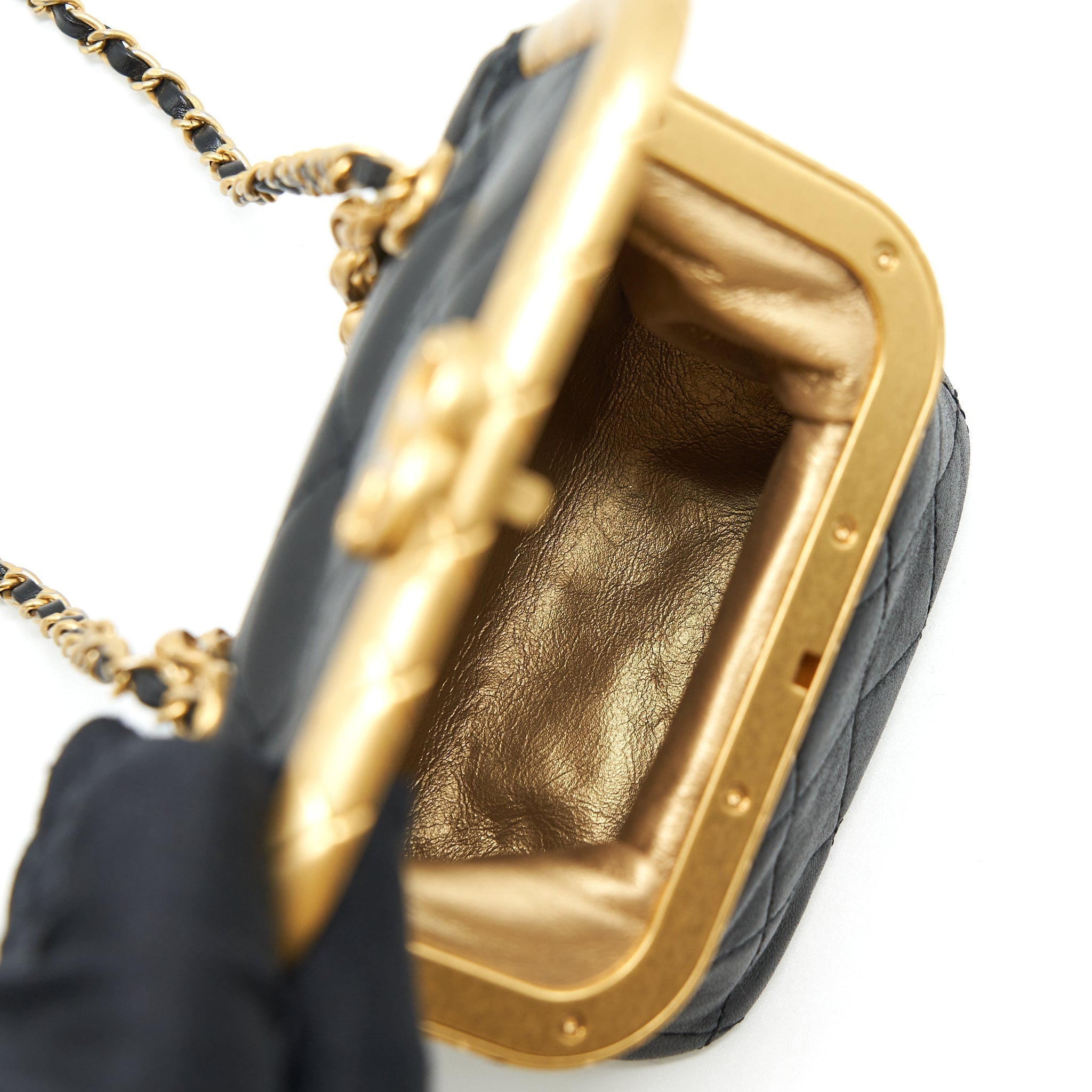chanel-20a-kiss-lock-mini-vanity-flap-bag-calfskin-black-ghw-1