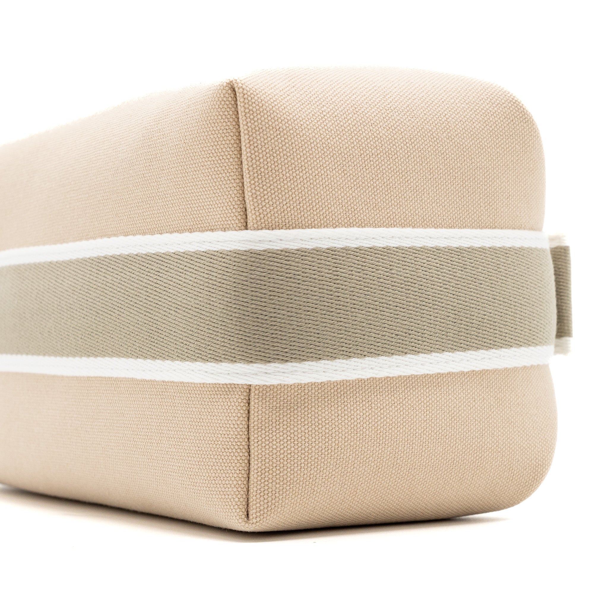 hermes-trousse-de-toilette-bride-a-brac-pm-natural-shw