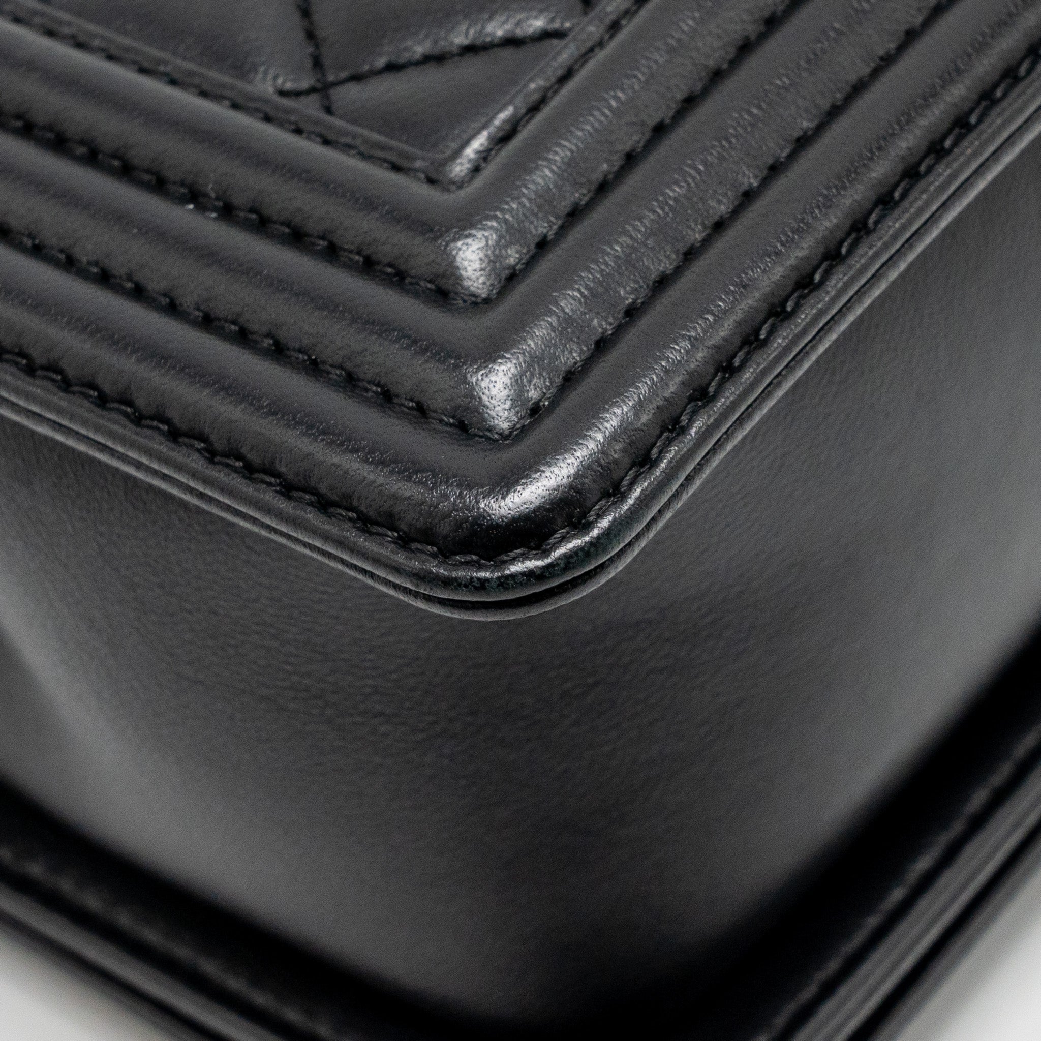 chanel-medium-boy-bag-lambskin-black-ruthenium-hardware-1
