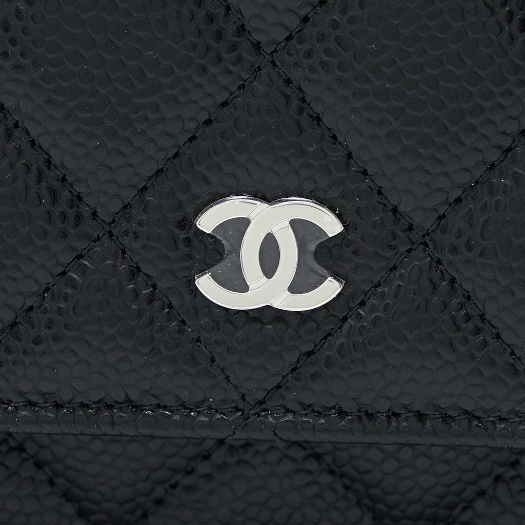 chanel-classic-wallet-on-chain-caviar-black-shwmicrochip