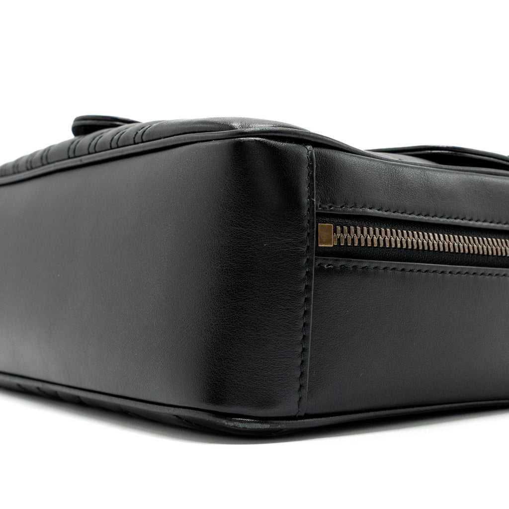 gucci-gg-marmont-matelasse-shoulder-bag-calfskin-black-ghw