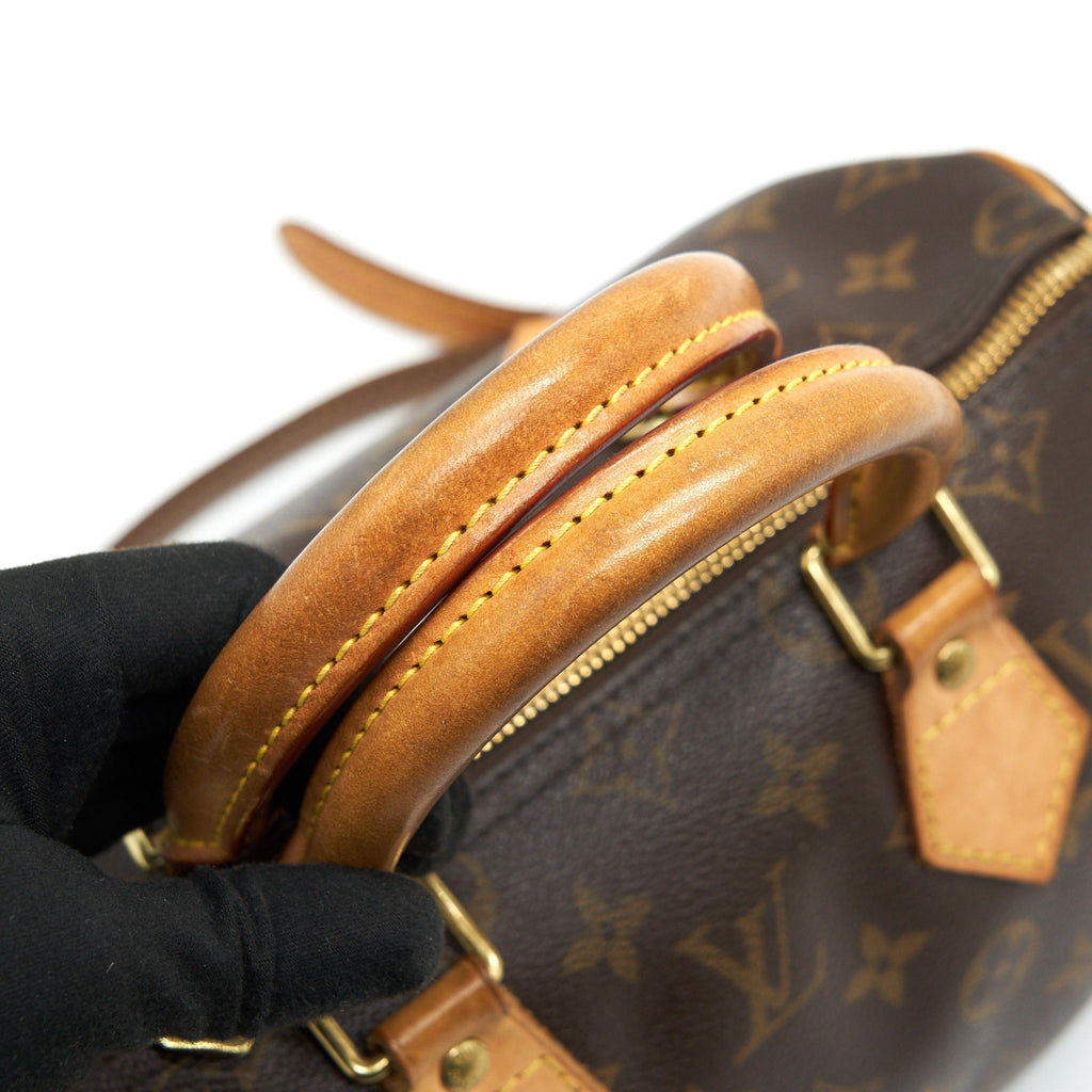 louis-vuitton-speedy25-with-strap-monogram-canvas