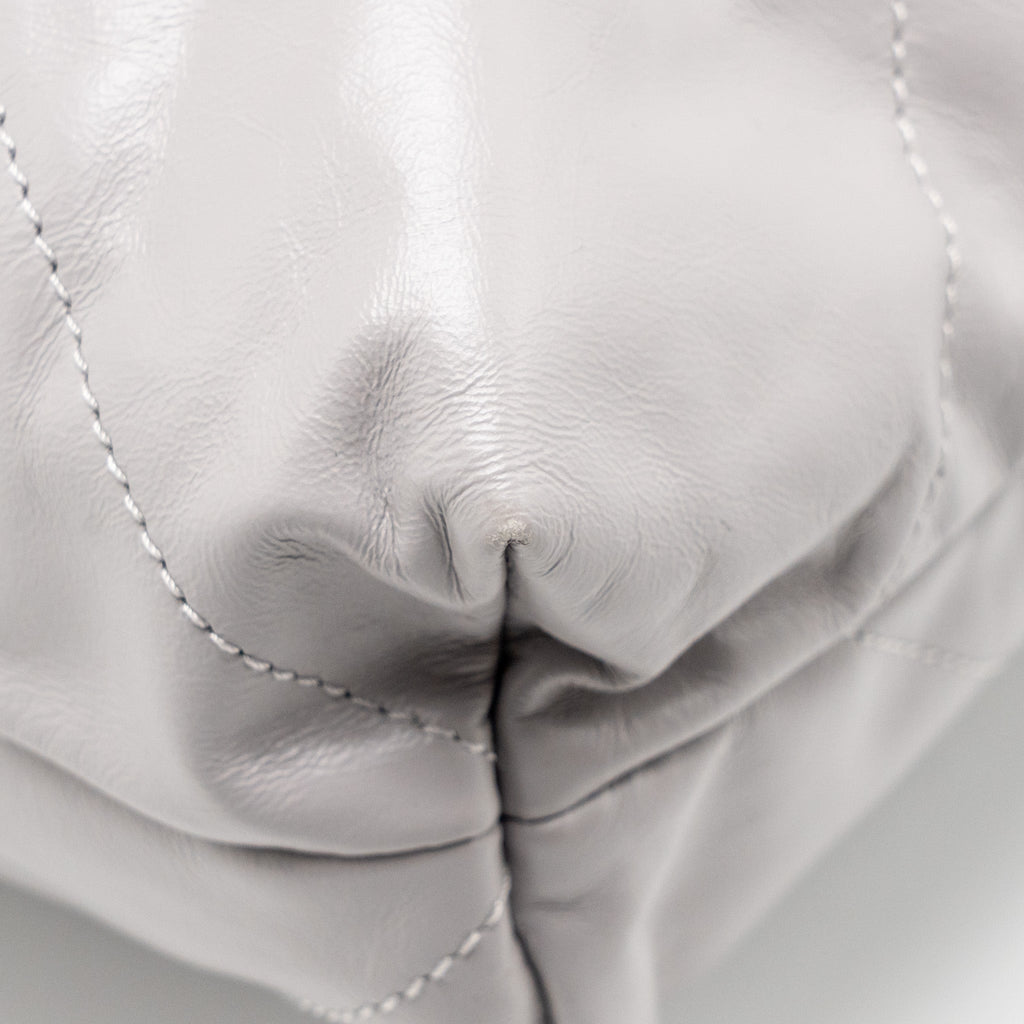 chanel-medium-22-bag-shiny-calfskin-grey-shw-microchip-copy