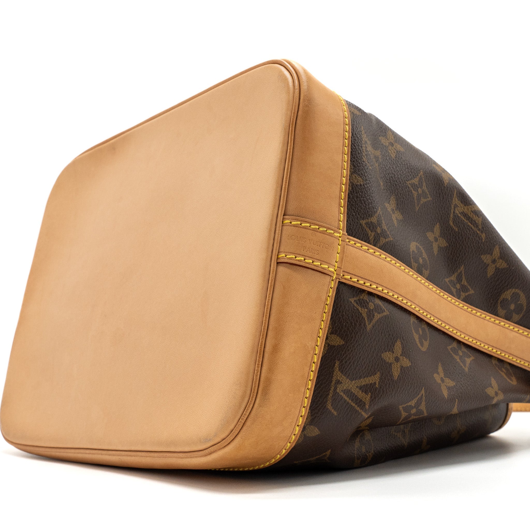louis-vuitton-petit-noe-monogram-canvas-ghw-3