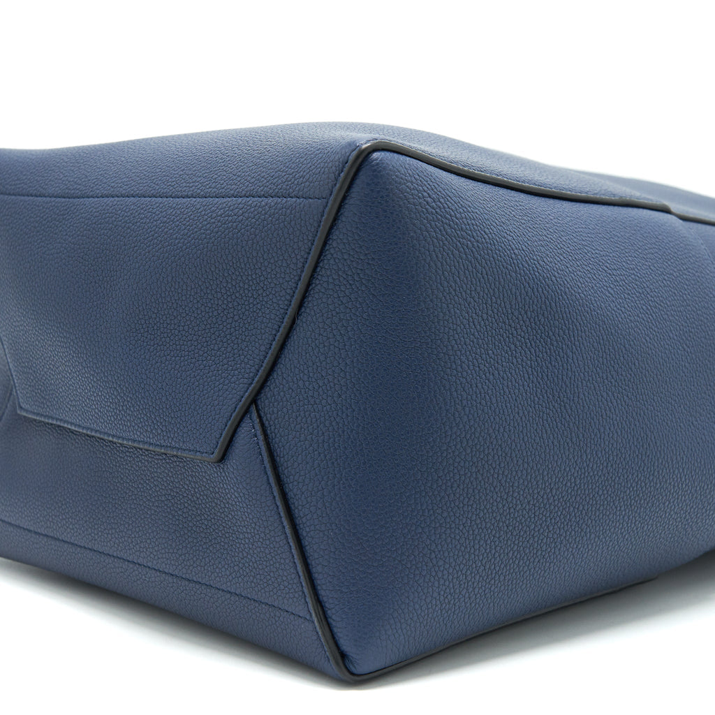 celine-sangle-bucket-bag-navy-ghw-new-logo-1
