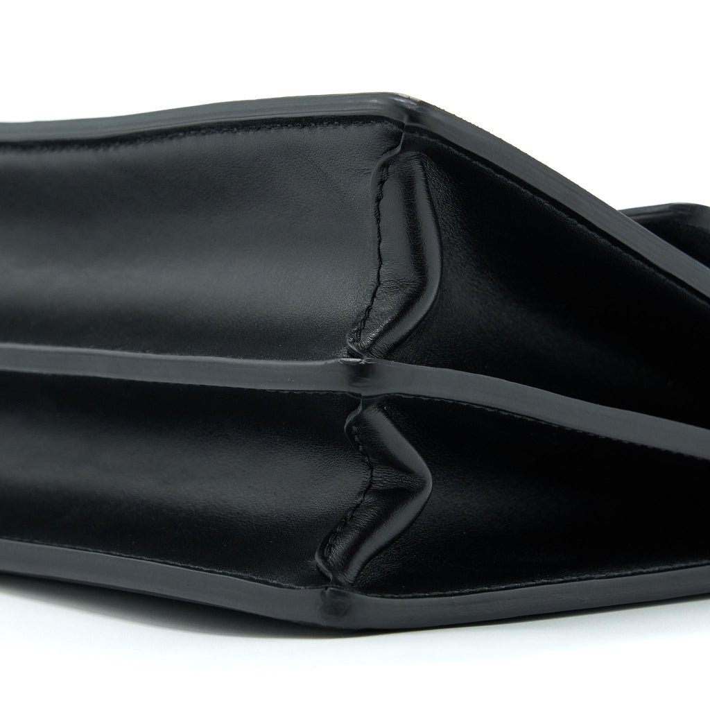 louis-vuitton-dauphine-mm-epi-black-ghw