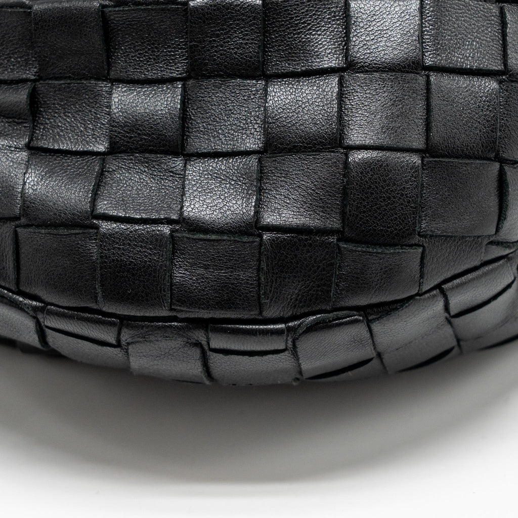 bottega-veneta-small-jodie-lambskin-black-shw-1