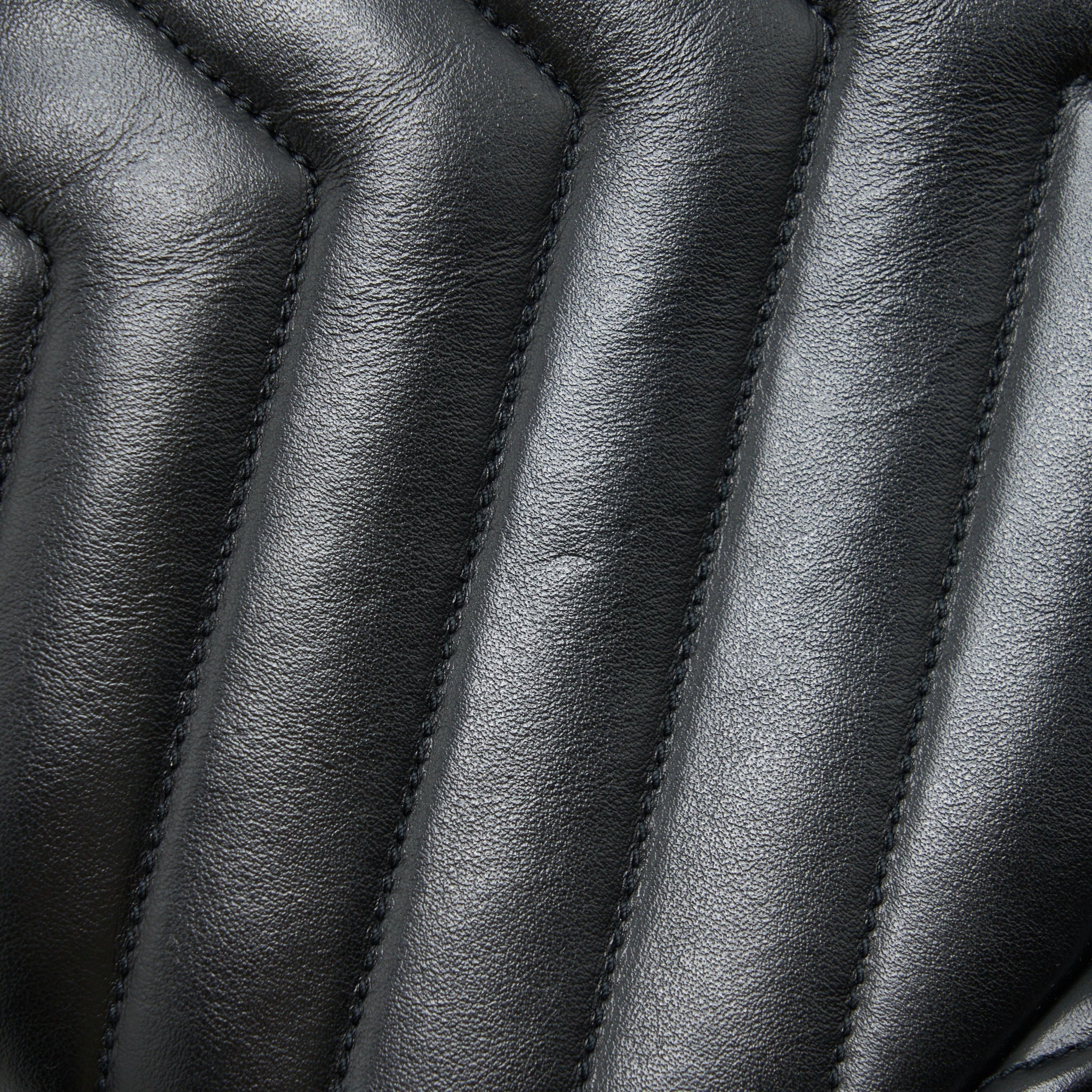 saint-laurent-ysl-loulou-medium-bag-black-quilted-leather-shw