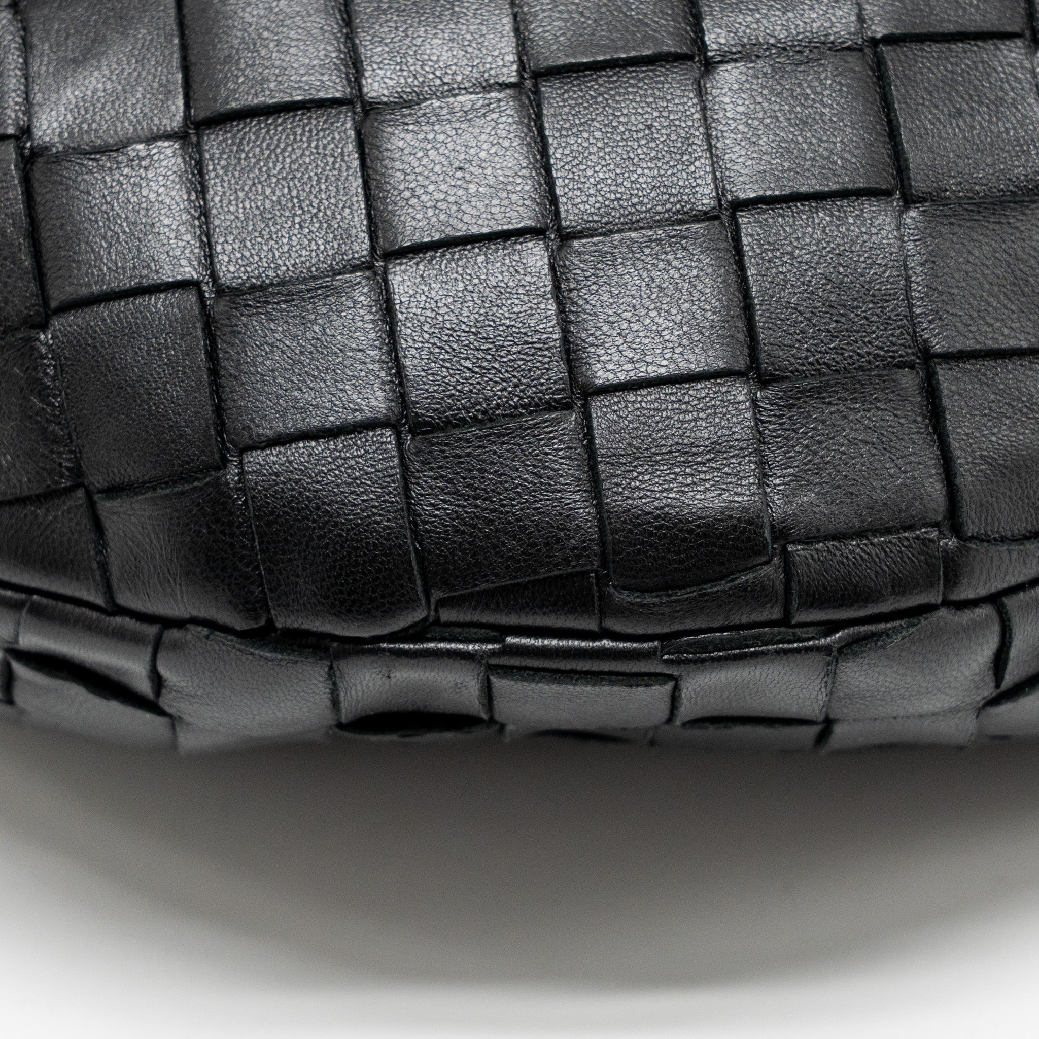 bottega-veneta-small-jodie-lambskin-black-shw-1