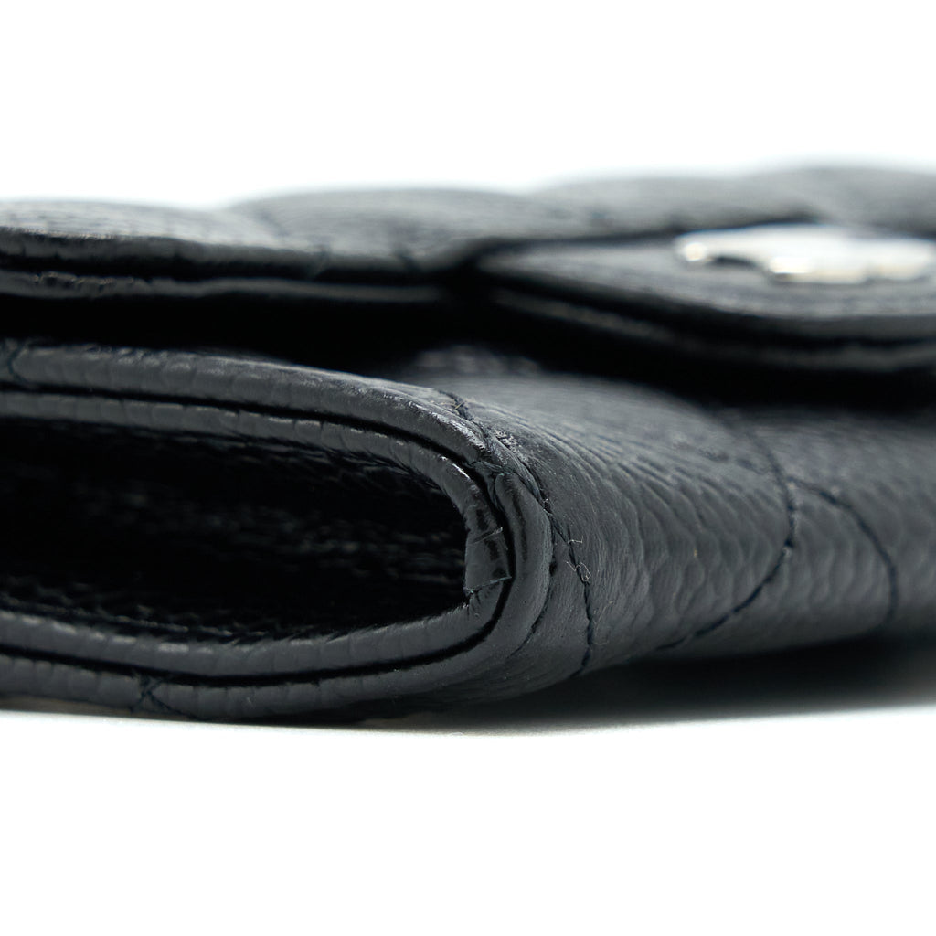 chanel-classic-flap-card-holder-caviar-black-shw-2