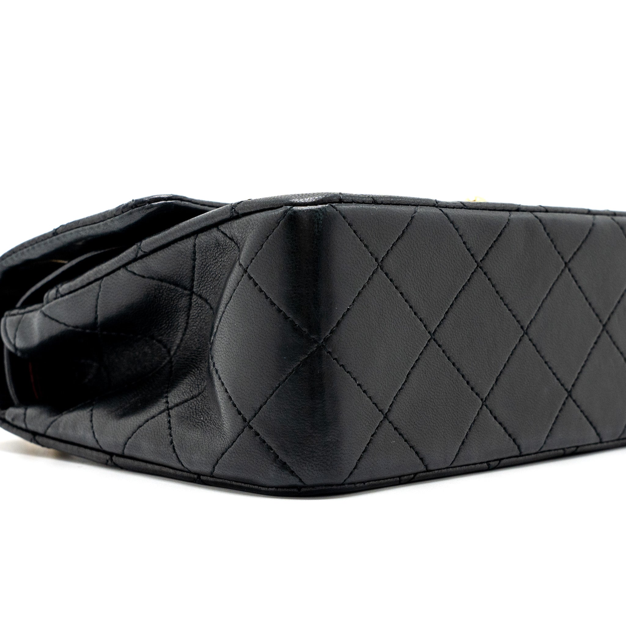 chanel-vintage-small-classic-double-flap-bag-lambskin-black-ghw